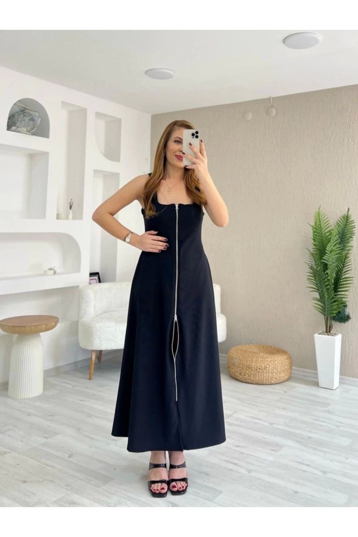Kadın Askılı Kare Yaka önden Fermuarlı Geniş Kesim Janjan Krep Elbise