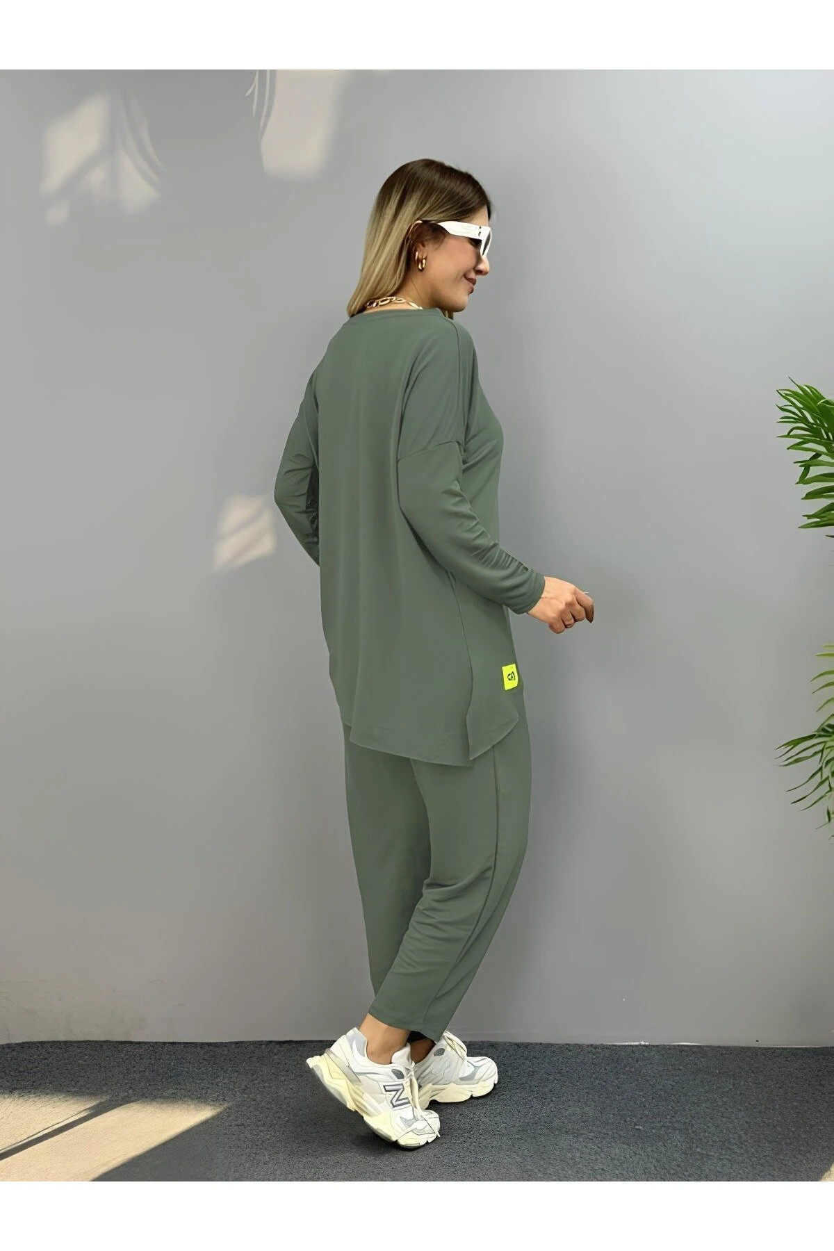 Kadın Iki Iplik Viskon Pamuk Kumaş Arma Detaylı Ikili Takım