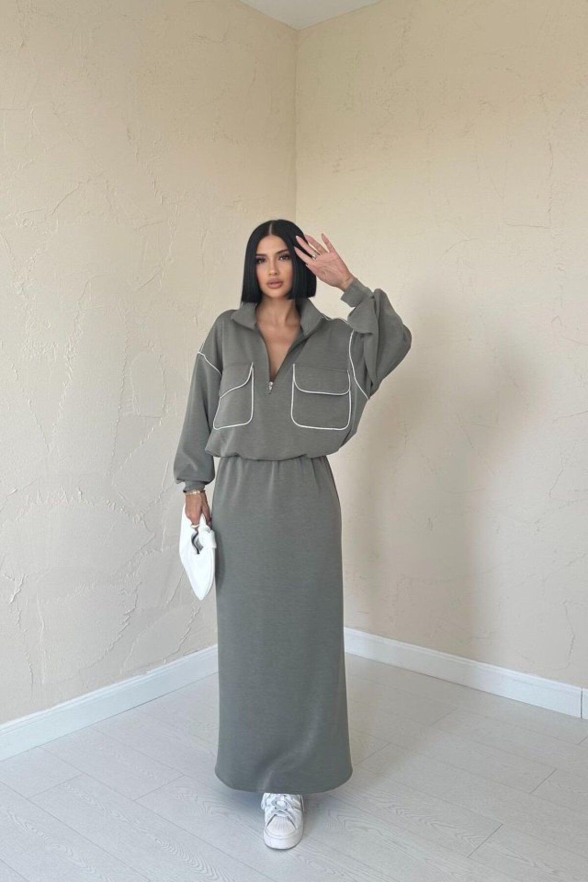 Bej Biyeli Sweatshirt Ve Etek Takım