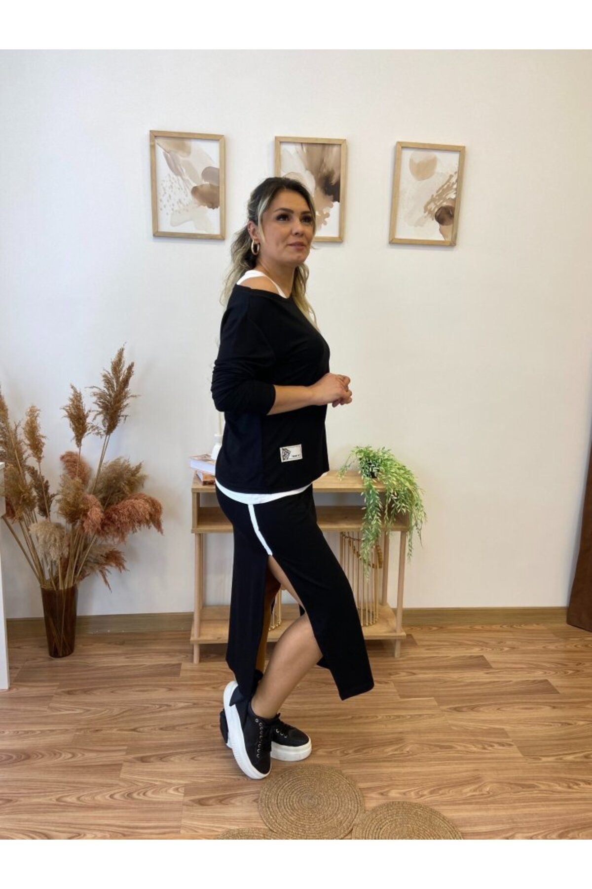 Kadın Uzun Kollu Tek Omuzu Açık Viskon Bluz Içi Atletli Ve Yandan şeritli üçlü Viskon Ikil