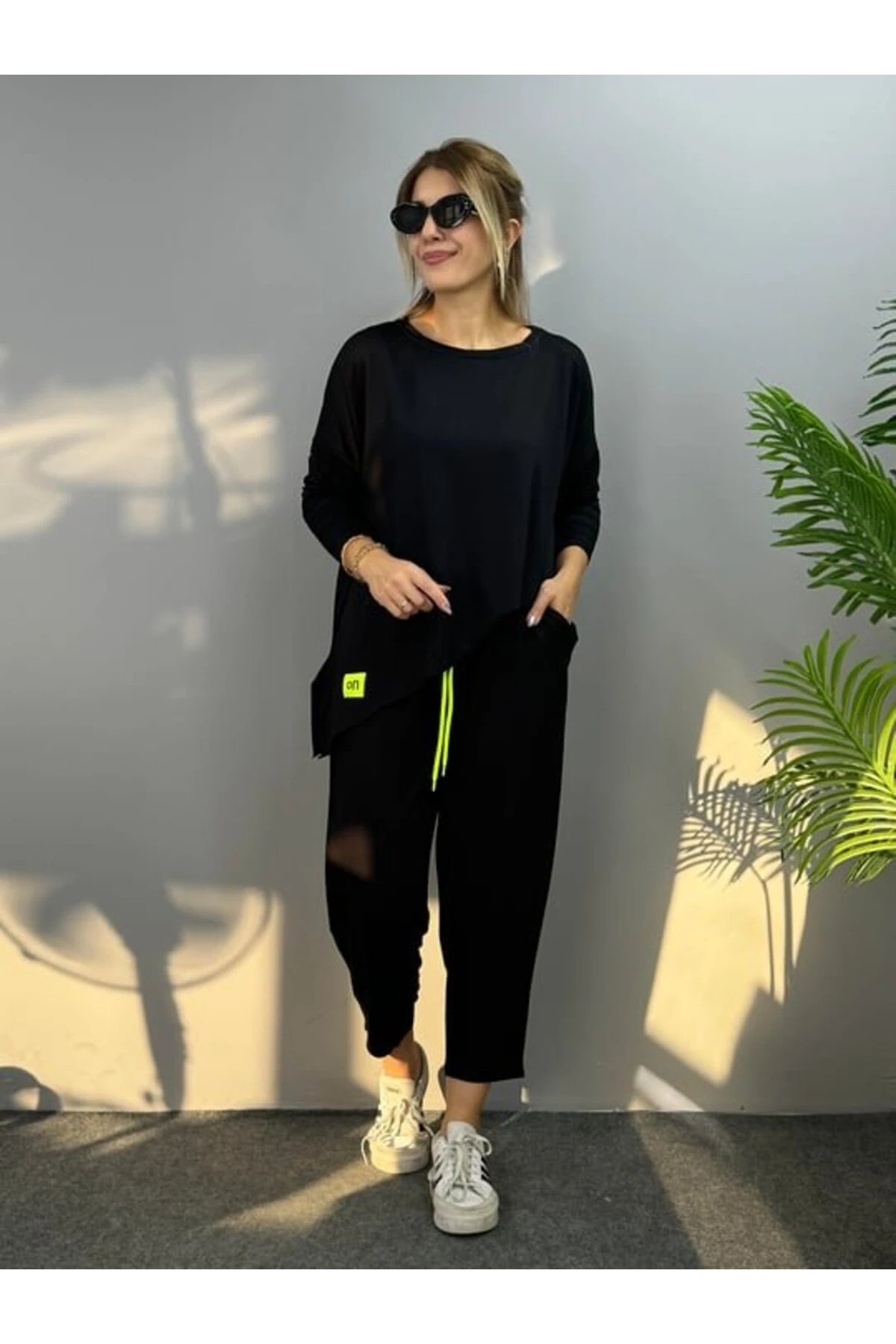 Kadın Iki Iplik Viskon Pamuk Kumaş Arma Detaylı Ikili Takım