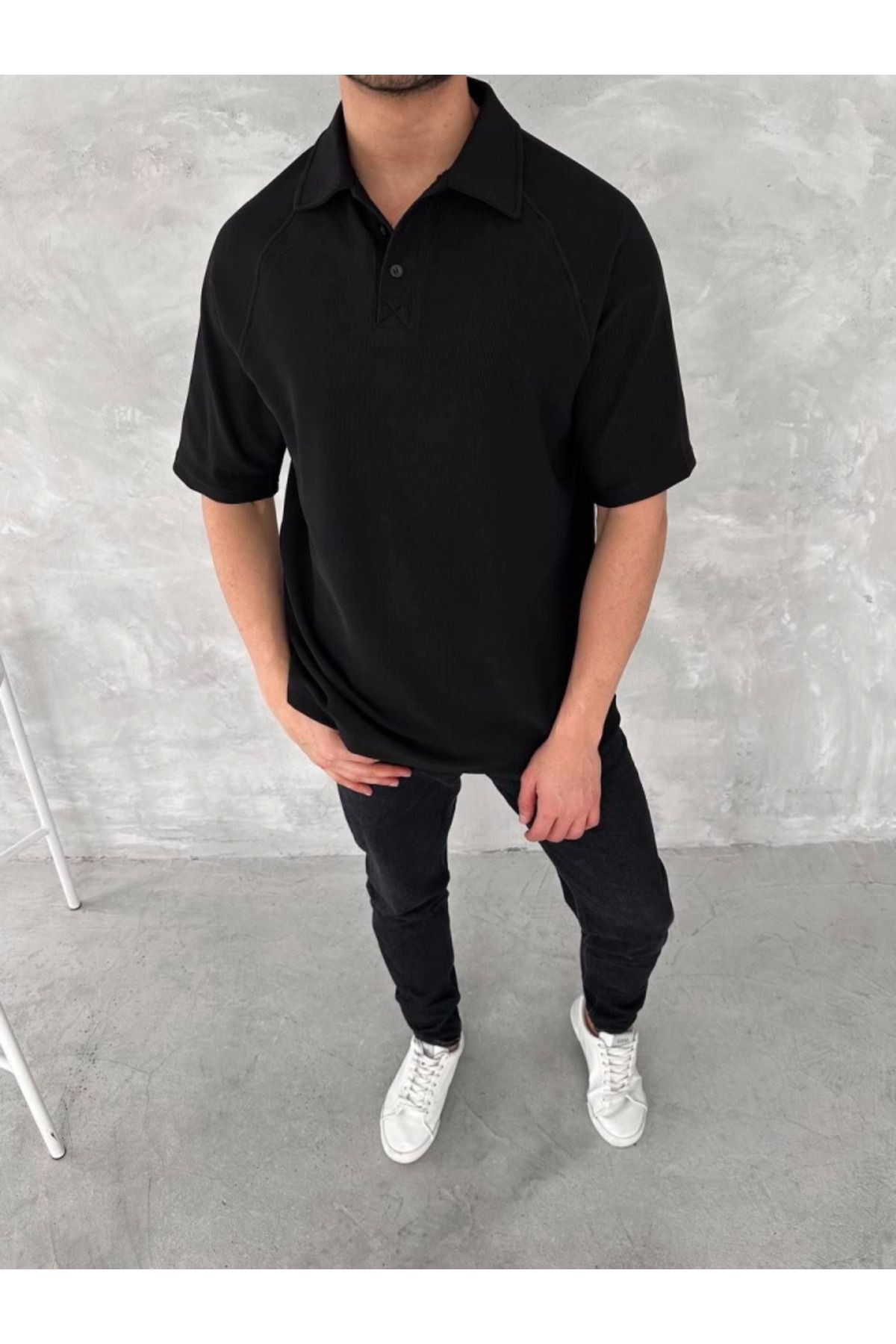 Yakalı Patlı Kısa Kol T-shirt - Siyah