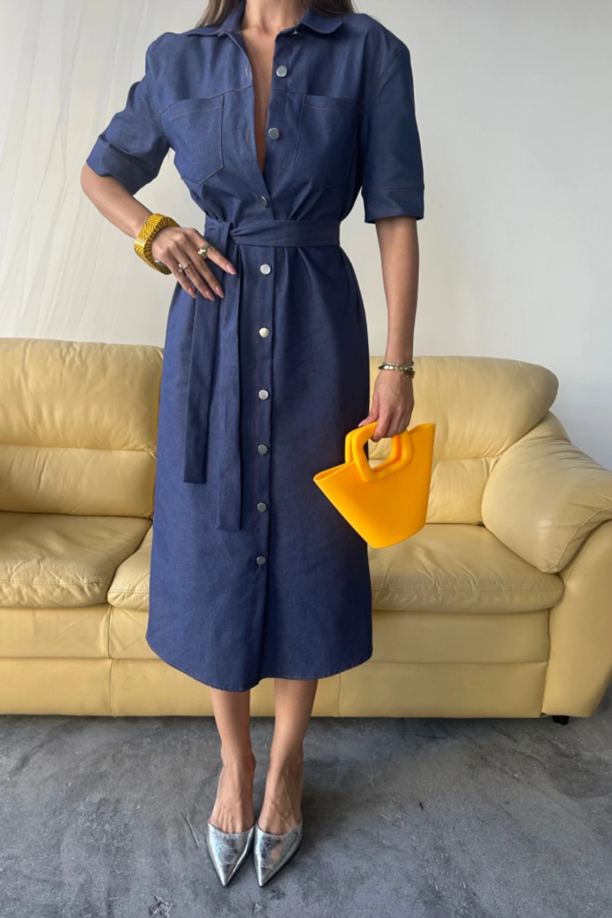 ÖNDEN DÜĞMELİ KISA KOL ELBİSE - Mavi