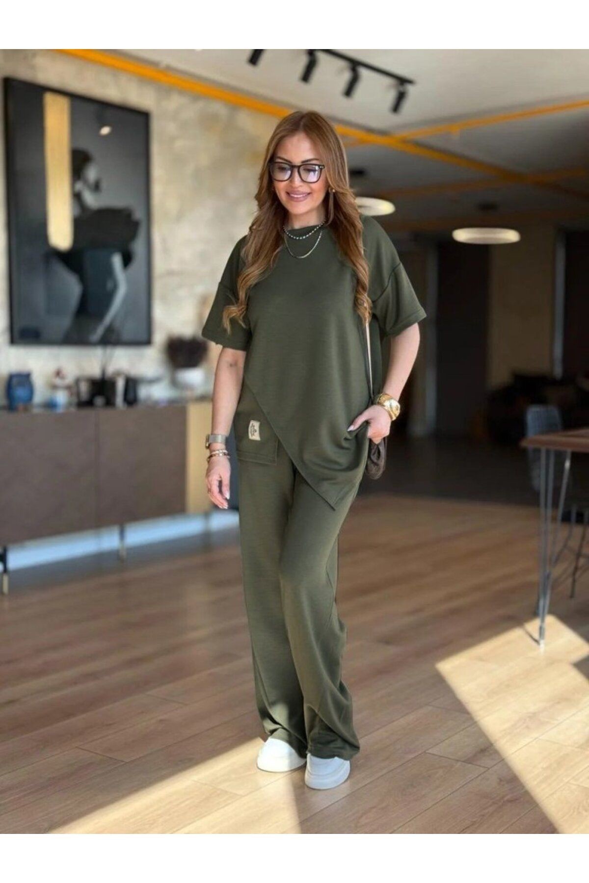 Kadın Kısa Kollu Bisiklet Yaka Asimetrik Viskon Iki Iplik Bluz Ve Pantolon Ikili Takım