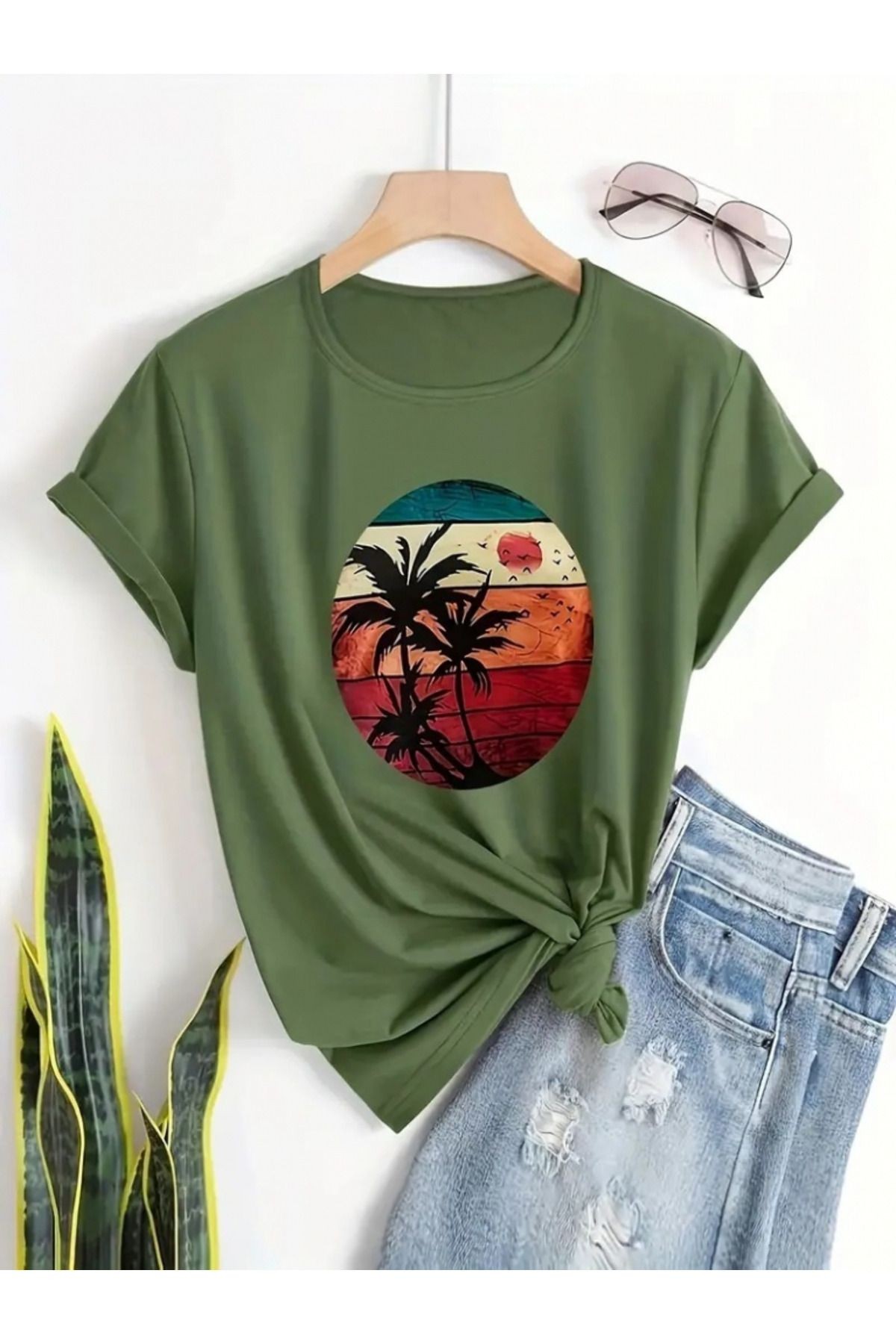 Kadın Kısa Kollu Palmiye Baskılı Viskon T-shirt