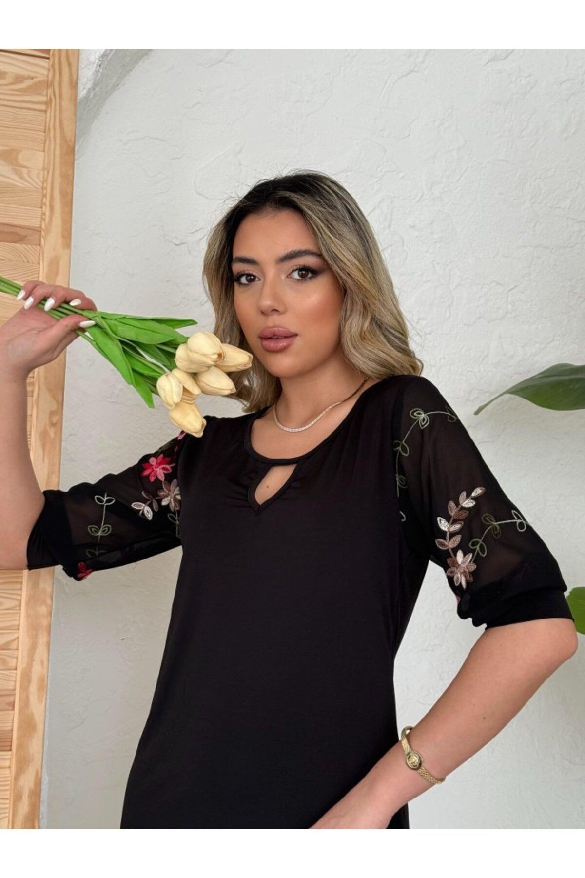 Kadın Fakir Kol çiçek Desenli Tül Kol Bisiklet Yaka çiçek Desen Sandy Salaş Kısa Elbise