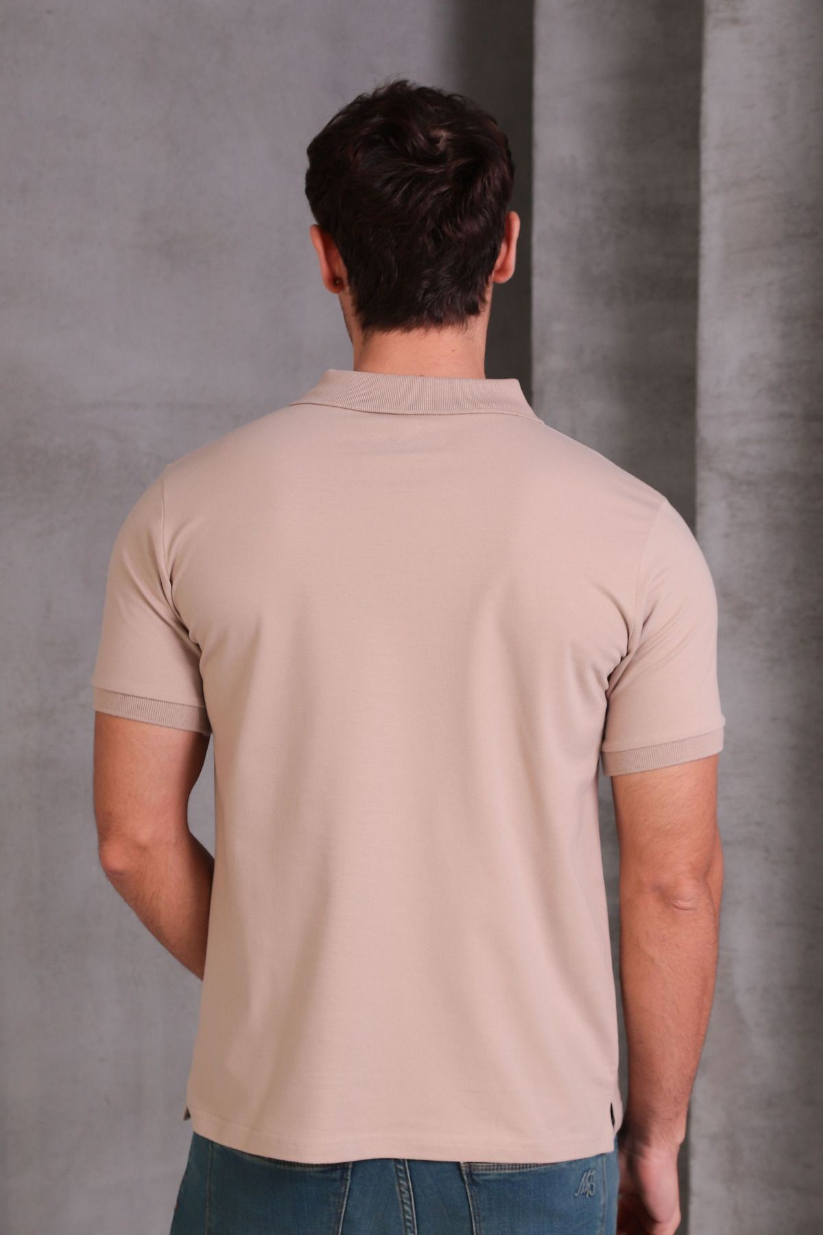 Erkek Dar Kesim Slim Fit Pamuklu Yumuşak Doku Nefes Alan Kumaş Kıvrılmaz Yaka Bej Polo Yaka Tişört