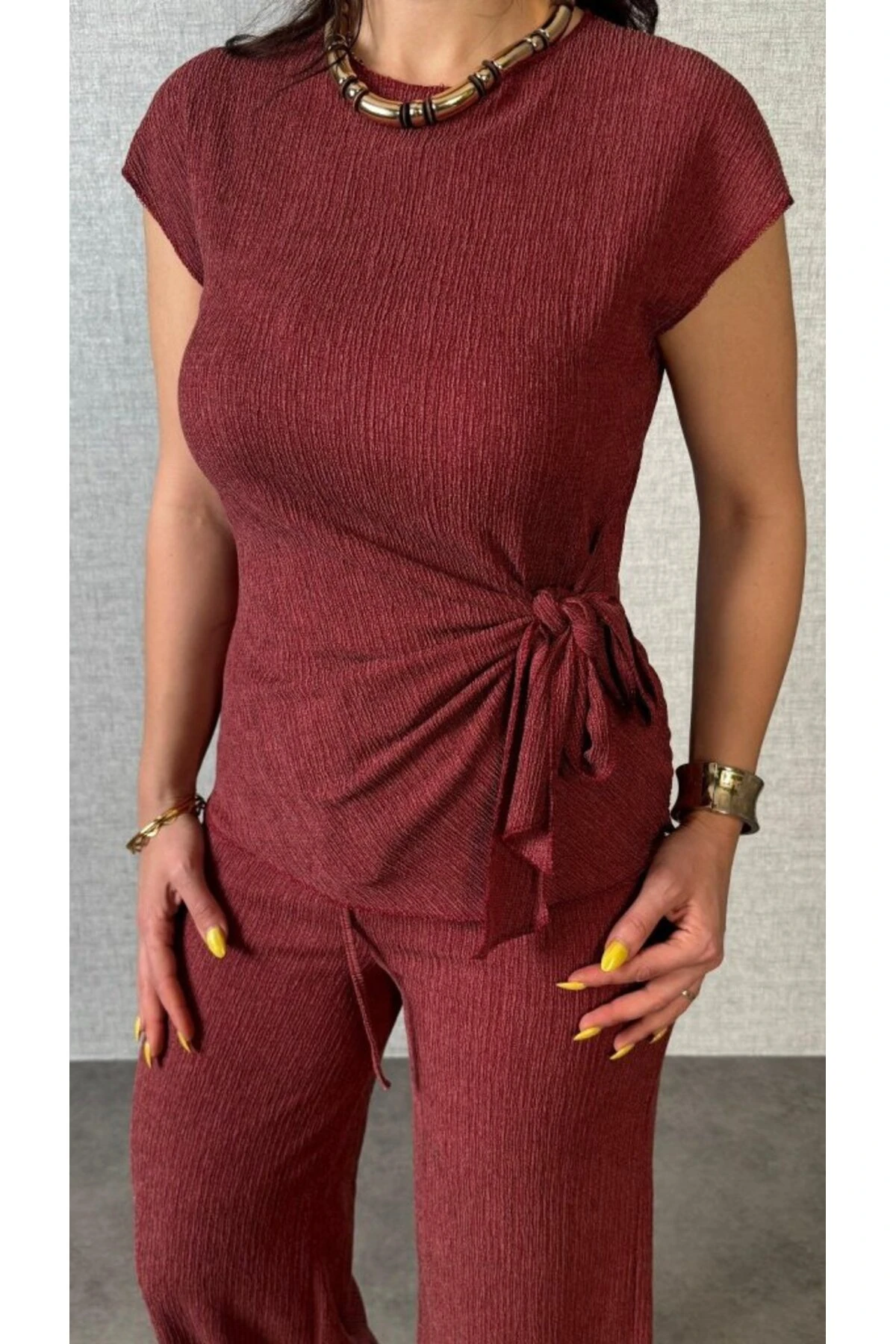 Kadın Kısa Kollu Bisiklet Yaka Yandan Bağlamalı Bürümcük Bluz Ve Pantolon Ikili Takım