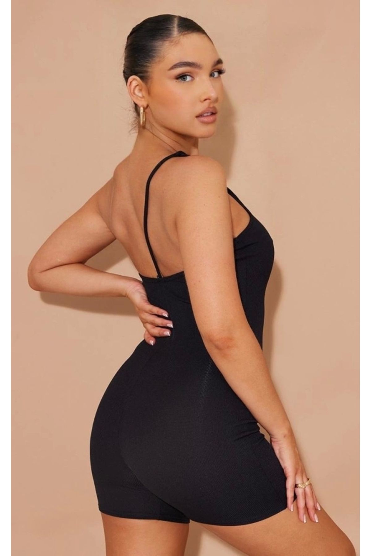 Kadın Asimetrik Askılı Mini Kaşkorse Bodycon Tulum