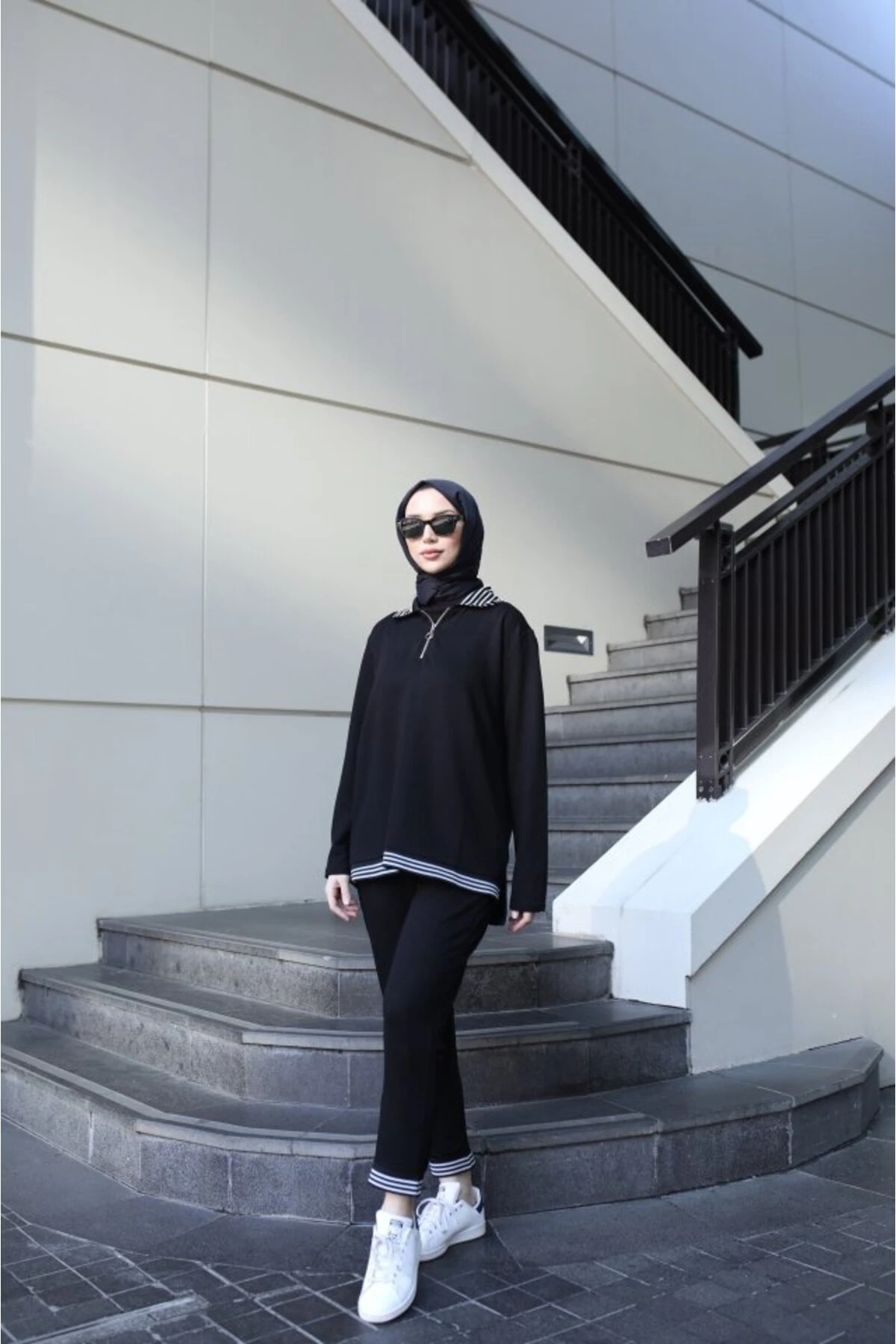 eyesof Kadın Uzun Kollu Ribana Ve Fermuar Detay Bluz Ve Yüksel Bel Pantolon 2li Takım