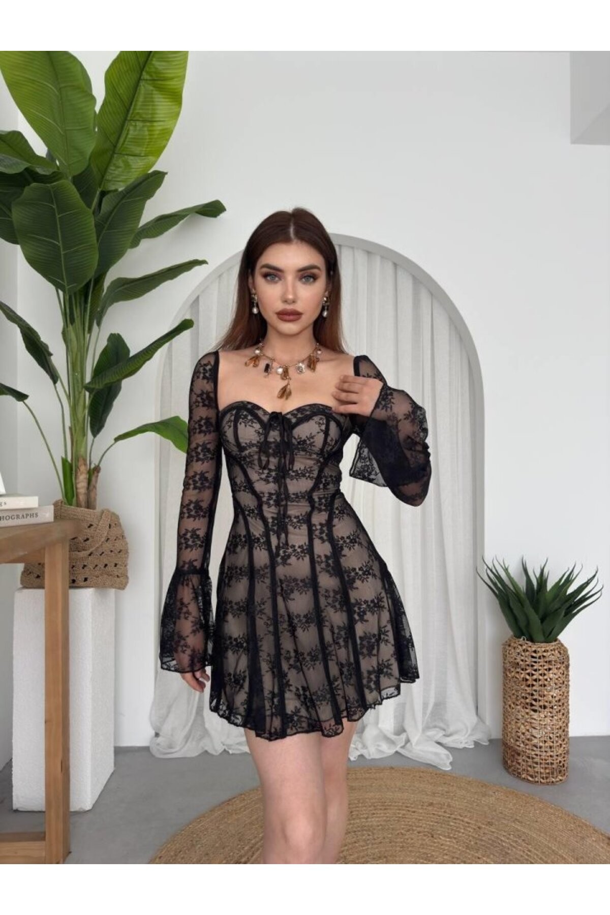 Evita Mini Elbise