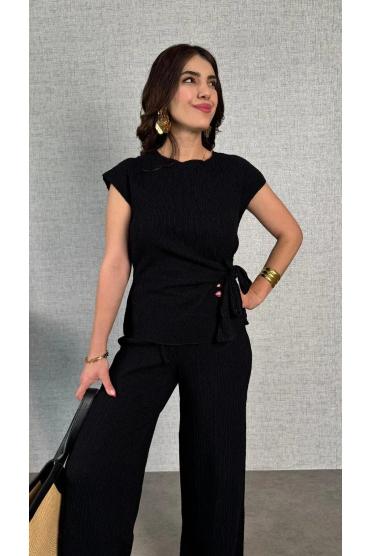 eyesof Kadın Kısa Kollu Bisiklet Yaka Yandan Bağlamalı Bürümcük Bluz Ve Pantolon Ikili Takım