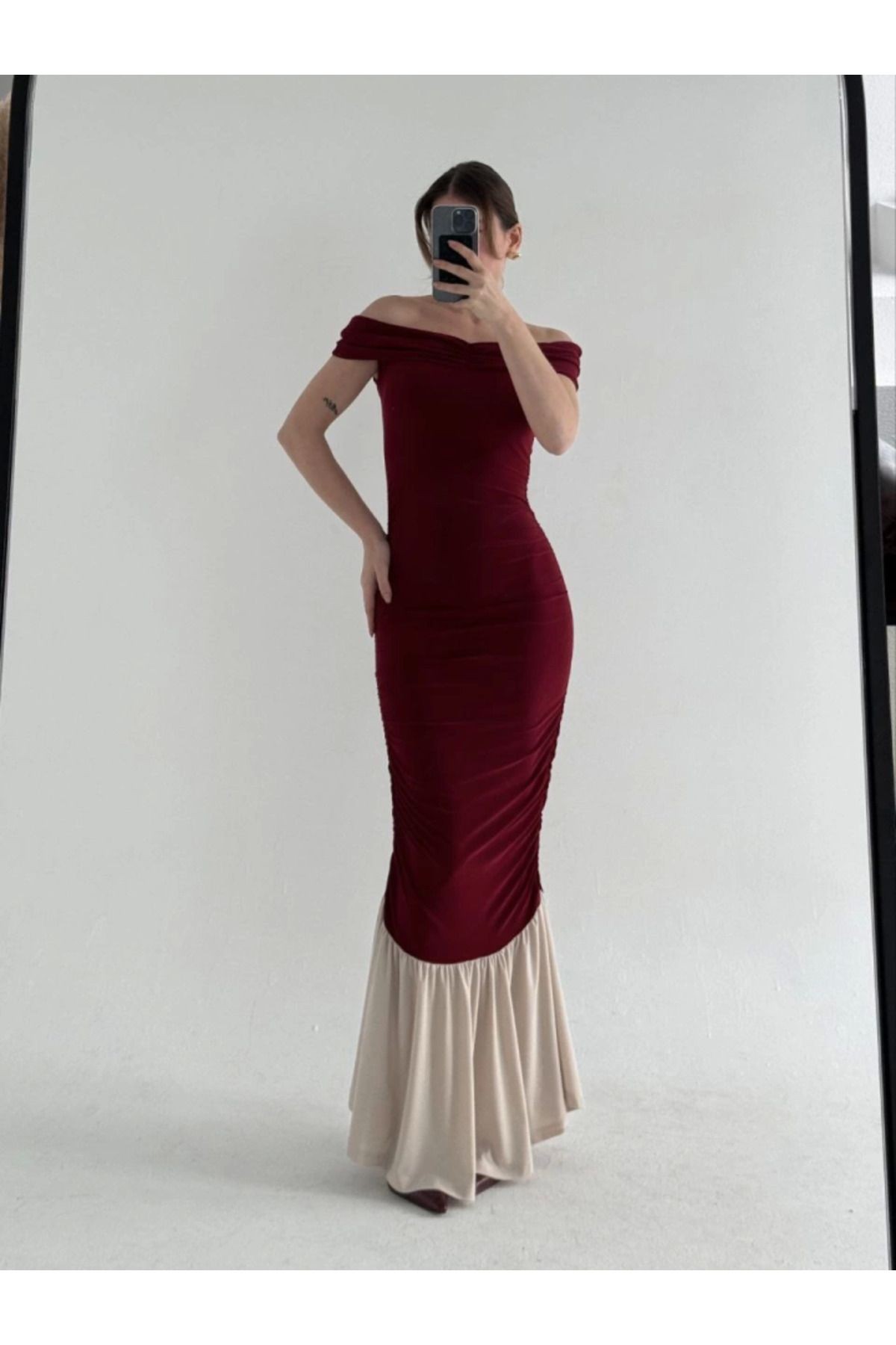 Striptiz Omuzlu Uzun Elbise- Bordo