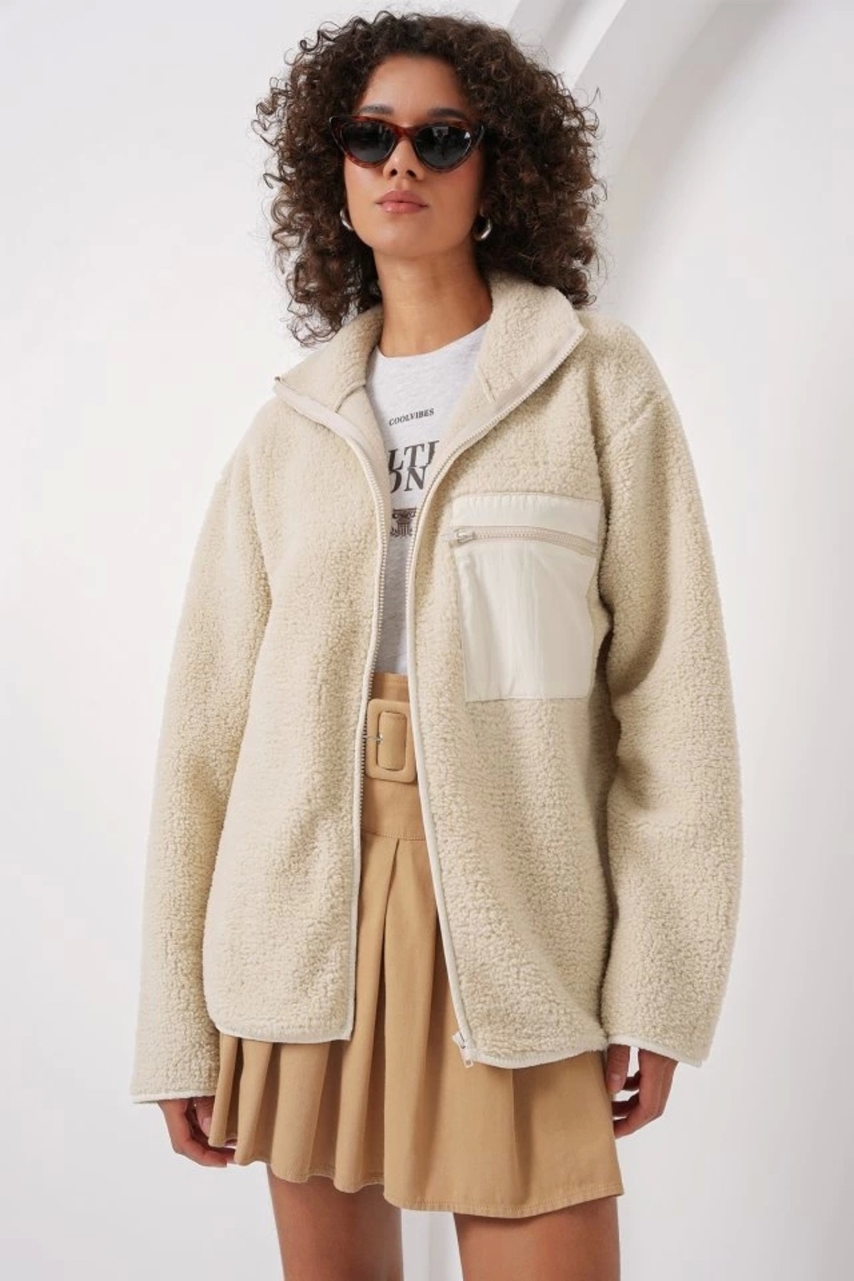 55446 Fermuarlı Oversize Peluş Ceket Mont Krem