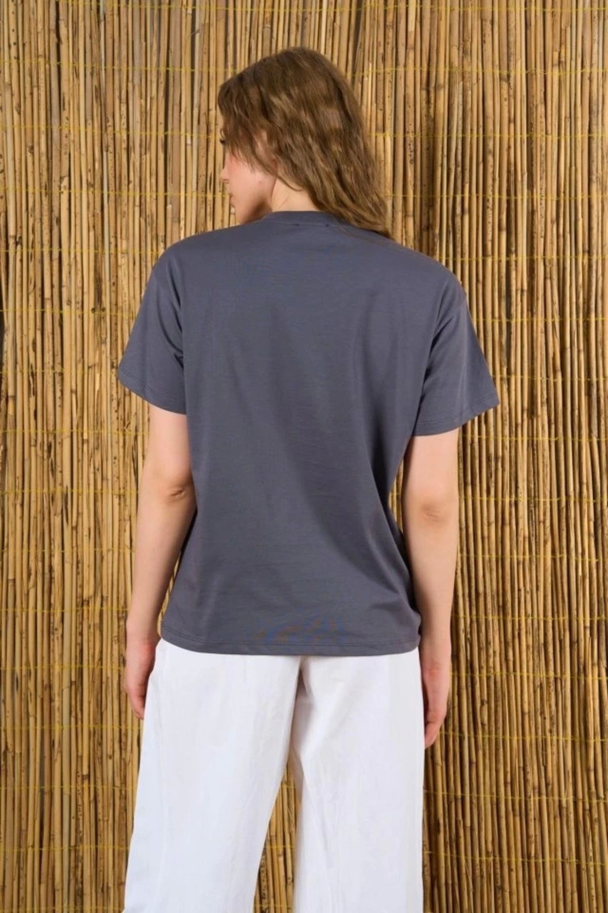 Yakası Taşlı Tshirt - Füme