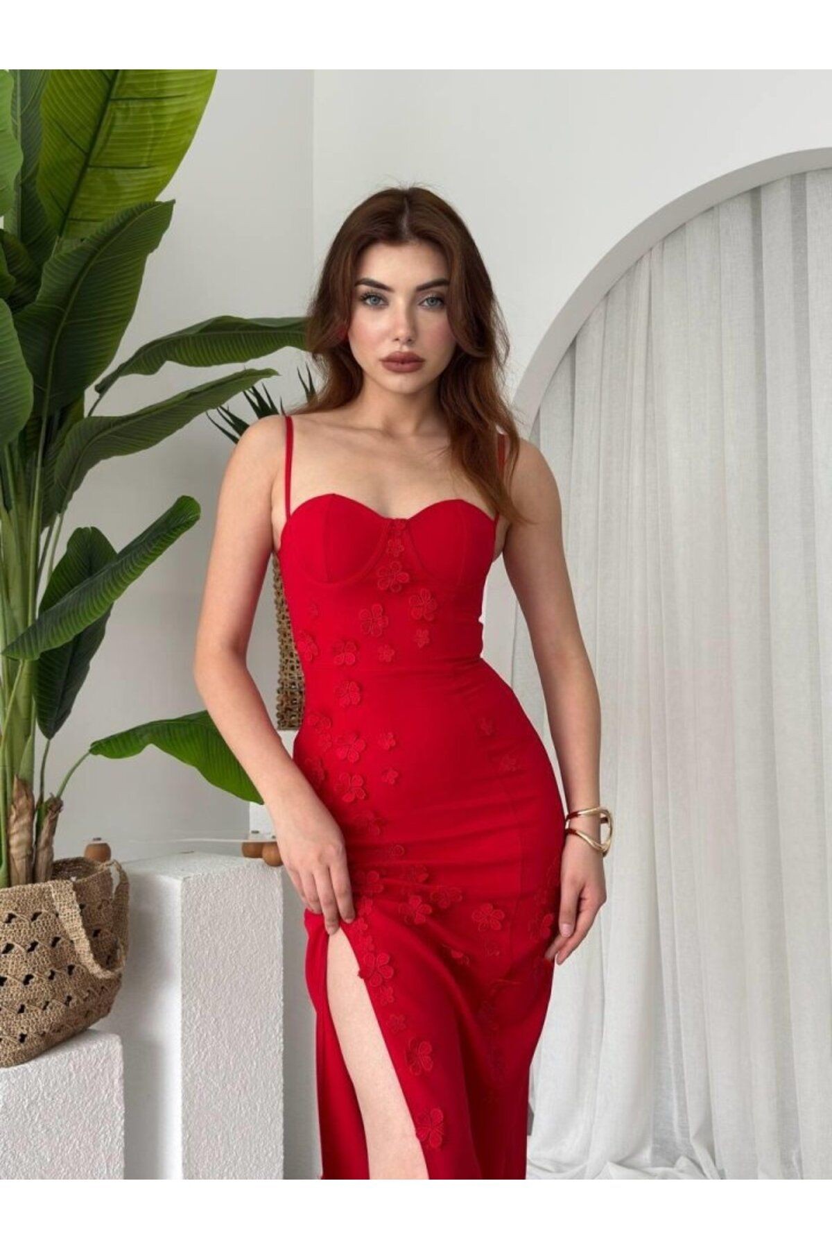 Stor Gül Detaylı Elbise