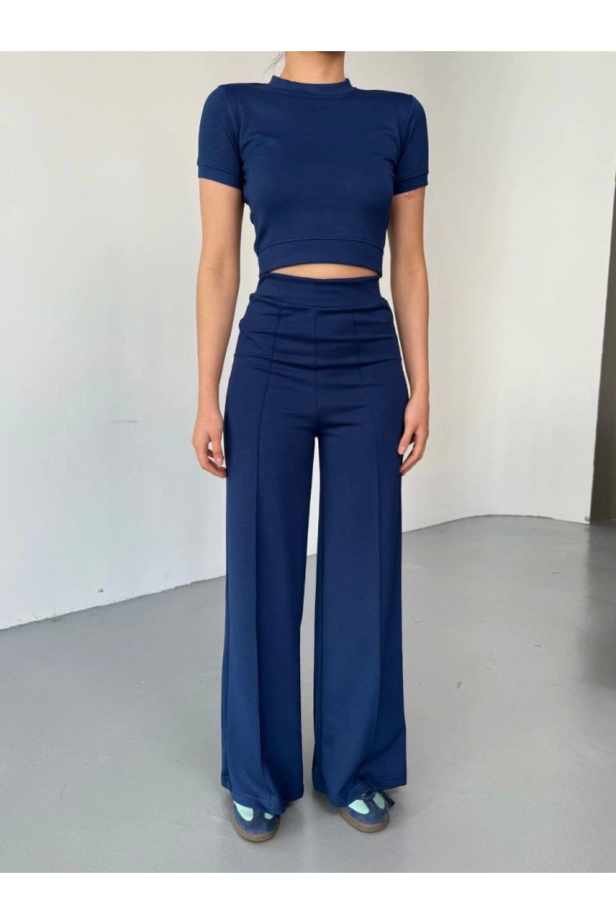 Modal Yumuşak Dokulu Kumaş Kısa Kollu Crop Rahat Pantalon Ikili Takım - Lacivert