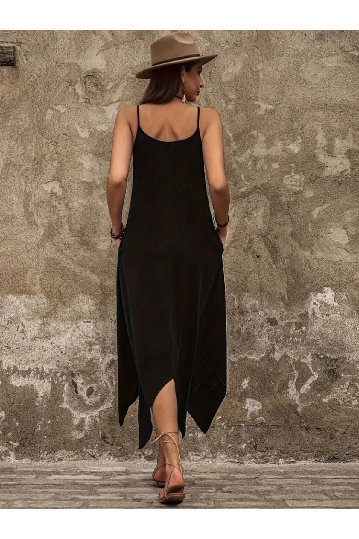 Kadın Askılı V Yakalı Cep Detaylı Asimetrik Kesim Detaylı Viskon Elbise