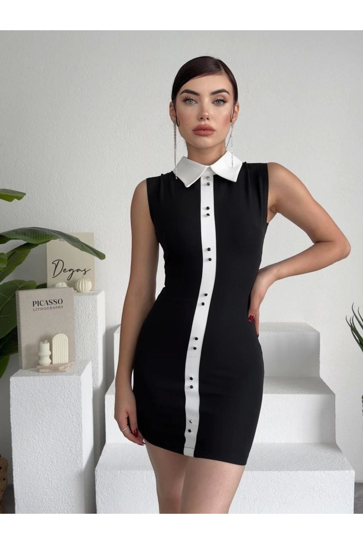 Karina Yaka Detay Elbise