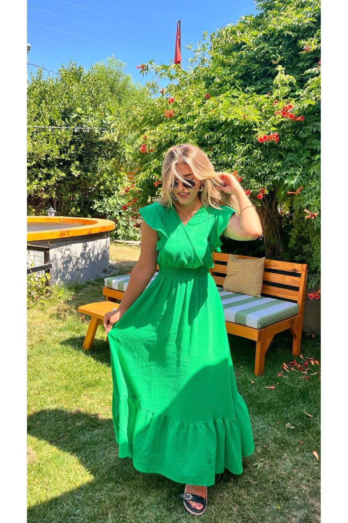 Kadın Kısa Kollu Kruvaze Yakalı Beli Lastikli Müslim Elbise