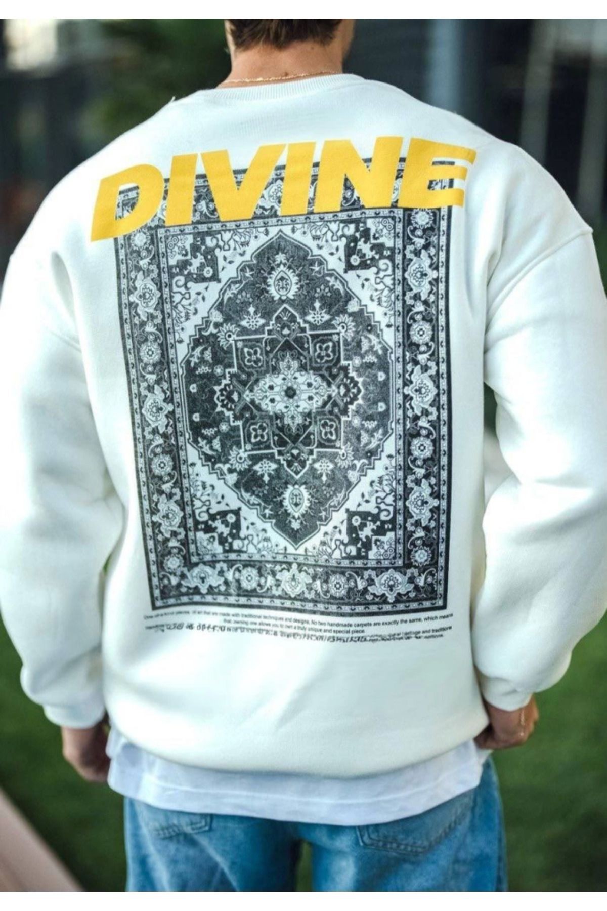 Kışlık Bisiklet Yaka Baskılı SweatShirt - Beyaz