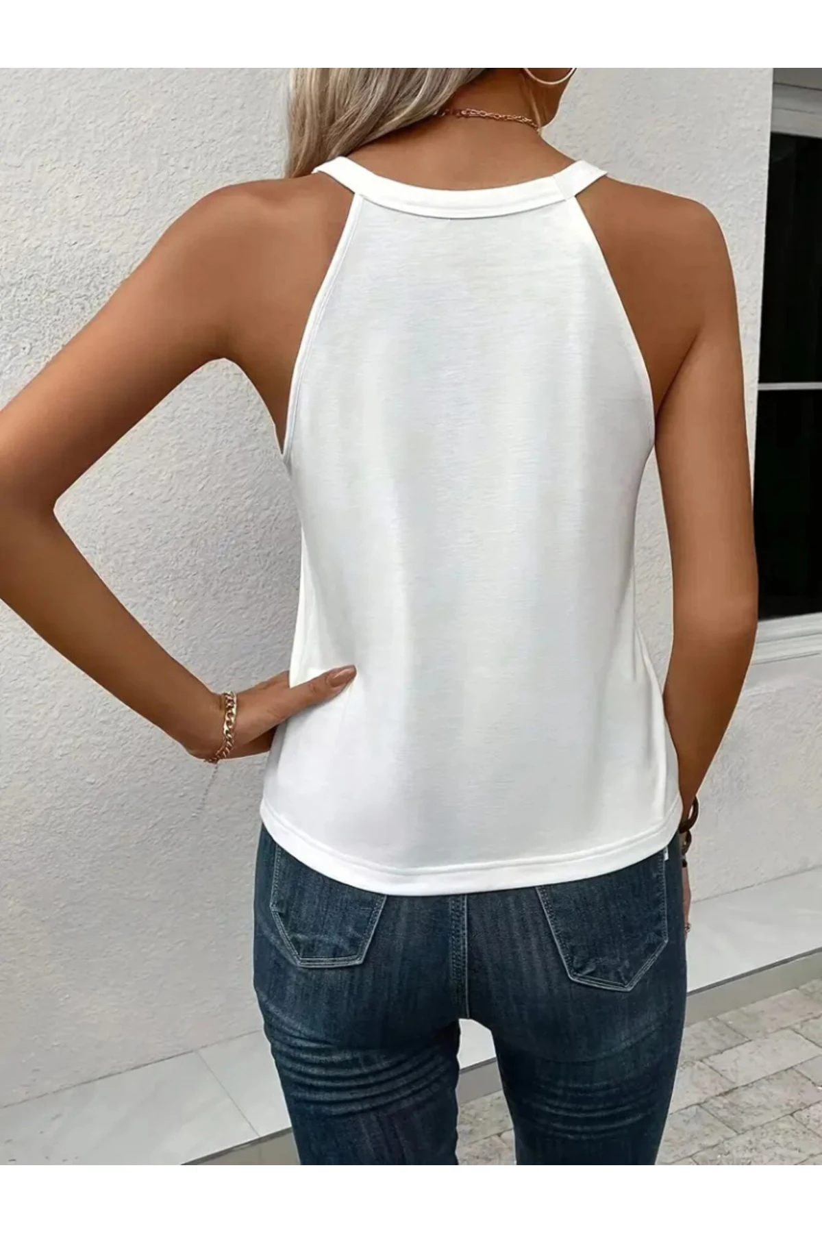 EQURİ Kadın Omuzlardan Açık Boyundan Askılı Kalp Baskılı Viskon Bluz