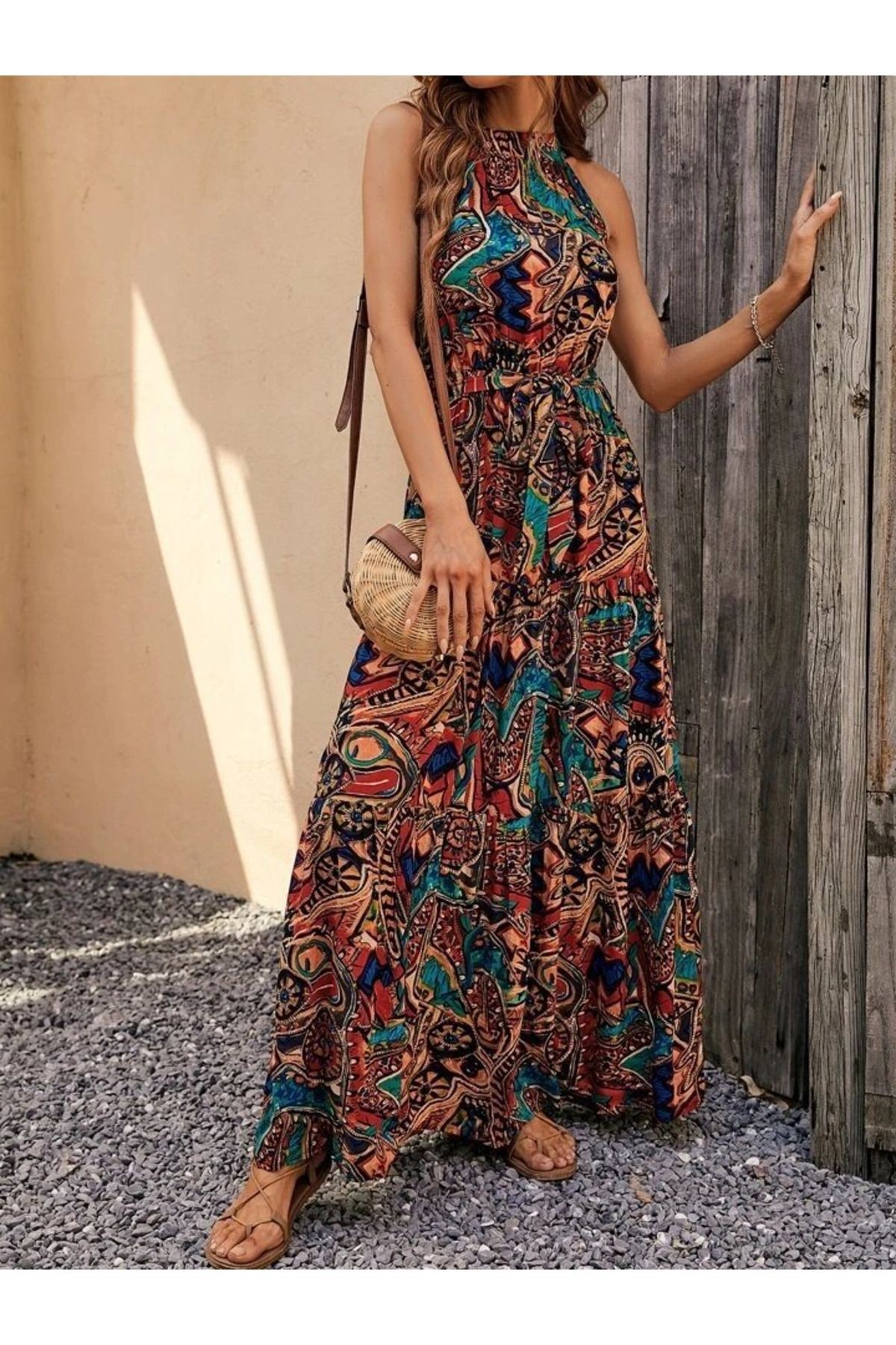 Kadın Kolsuz Halter Yaka Beli Lastikliotantik Desenli Mikro Kumaş Elbise