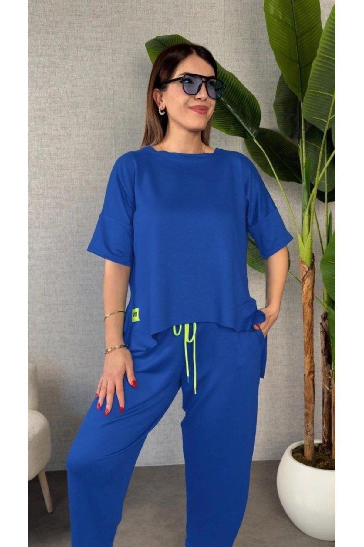 Kadın Kısa Kollu Bisiklet Yaka Viskon Iki Iplik Bluz Ve Pantolon Ikili Takım