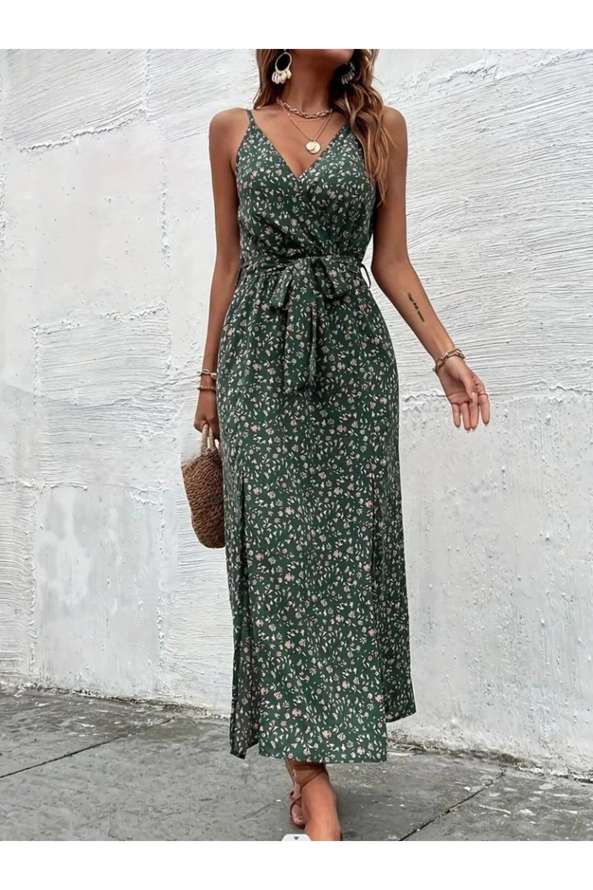 Evyora Kadın Ip Askılı Kruvaze Yakalı Yırtmaçlı Uzun Desenli Kuşaklı Süprem Elbise