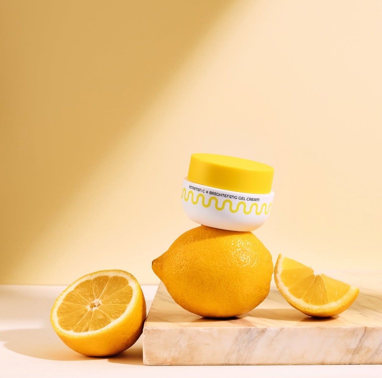 Commonlabs - C Vitaminli ve Meyve Özlü Jel Krem 50gr