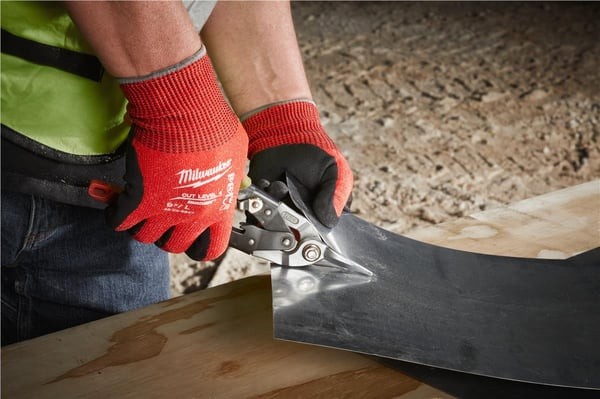 Milwaukee 4. Derece Kesik Korumalı Nitril Eldiven