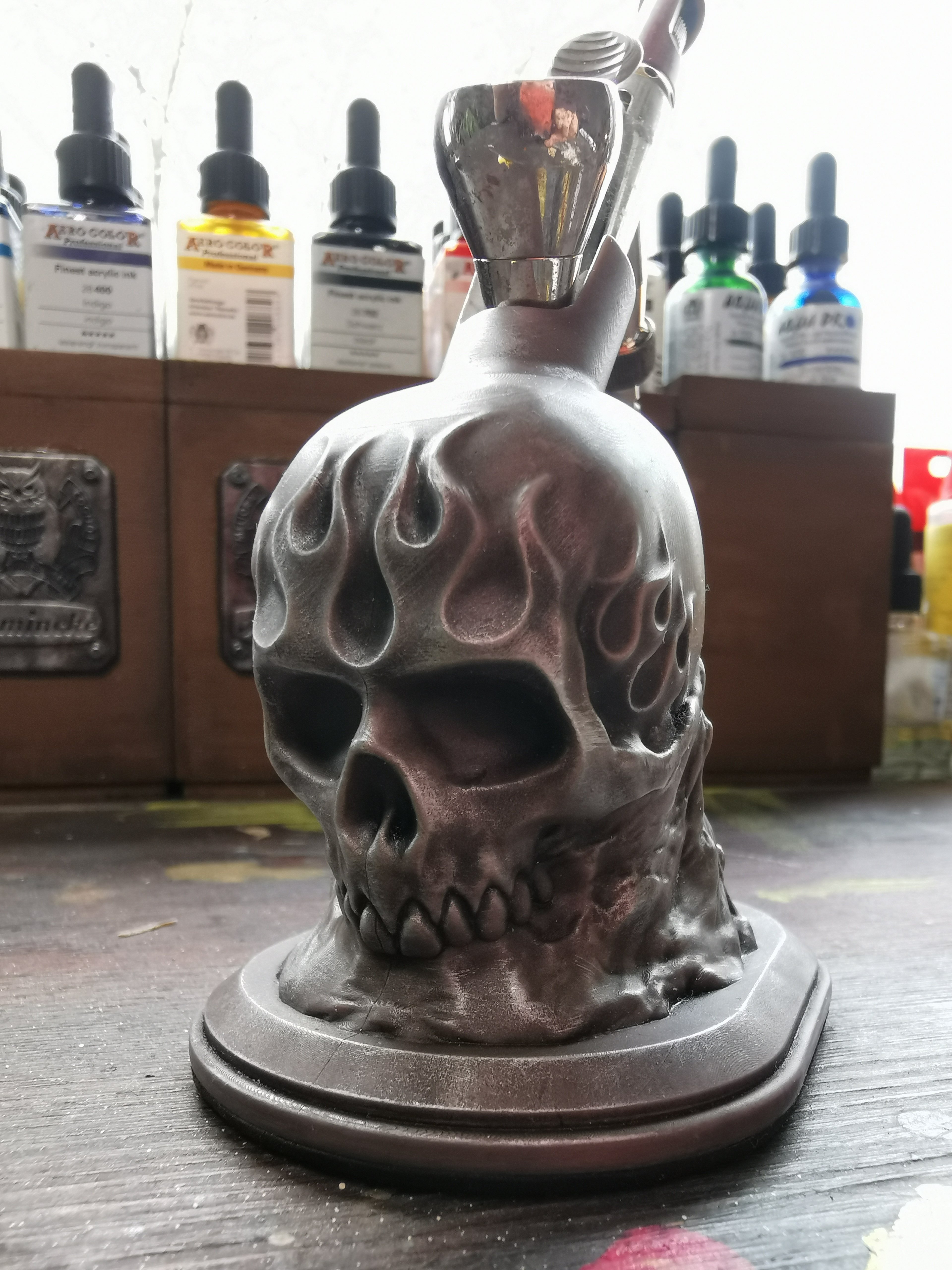Airbrush Stand Kurukafa Skull