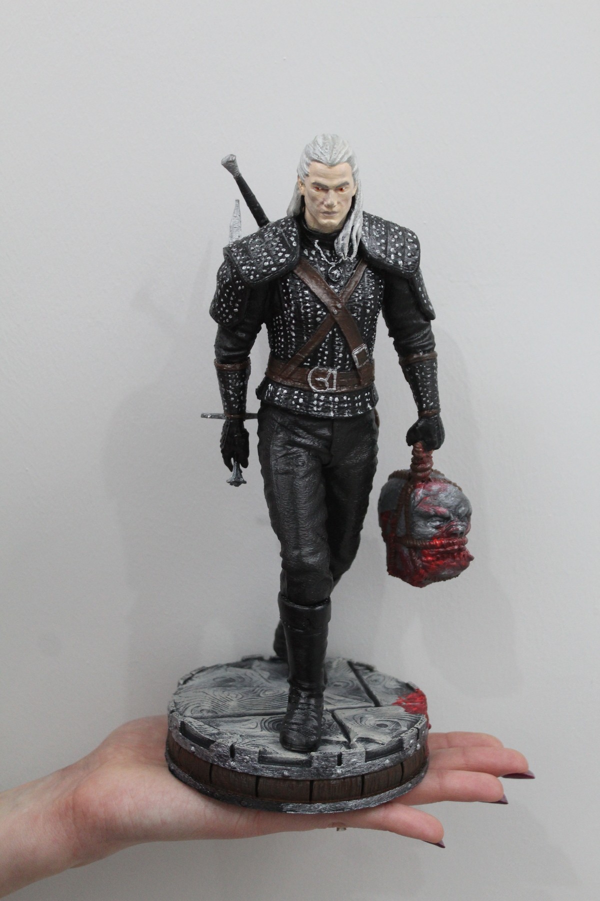 The Witcher Geralt Figürü