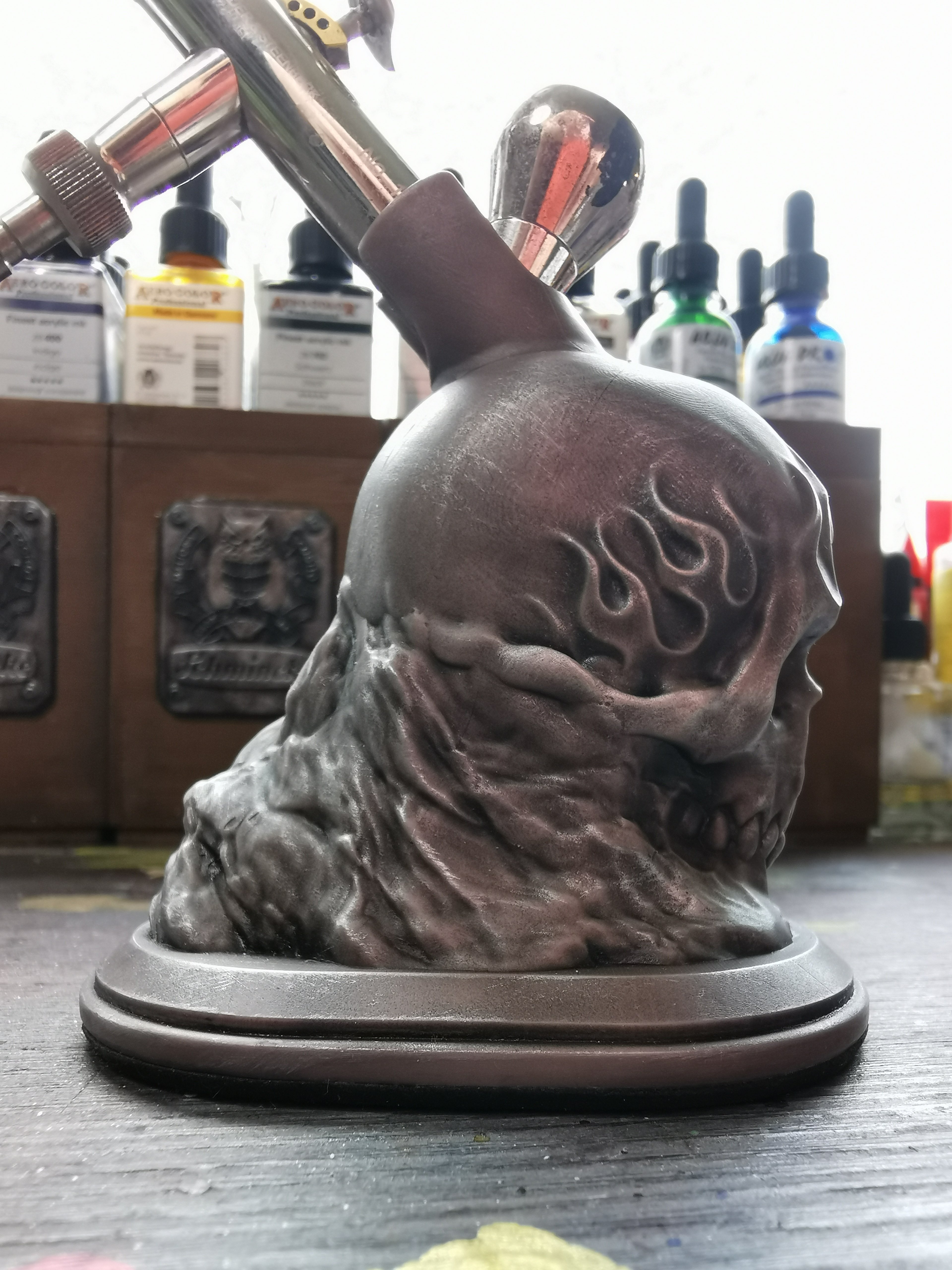 Airbrush Stand Kurukafa Skull