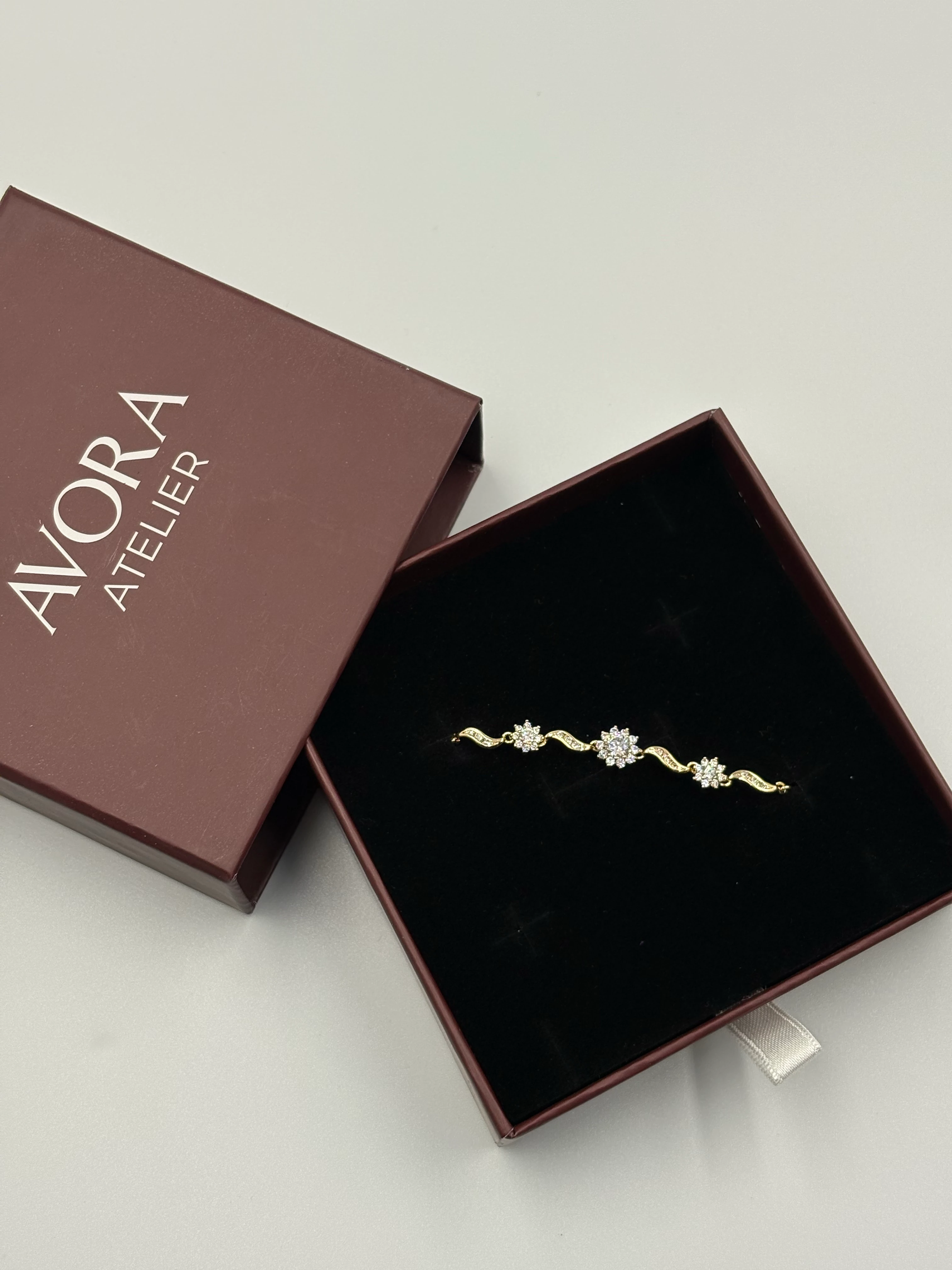 Luna çiçeği bileklik (GOLD)