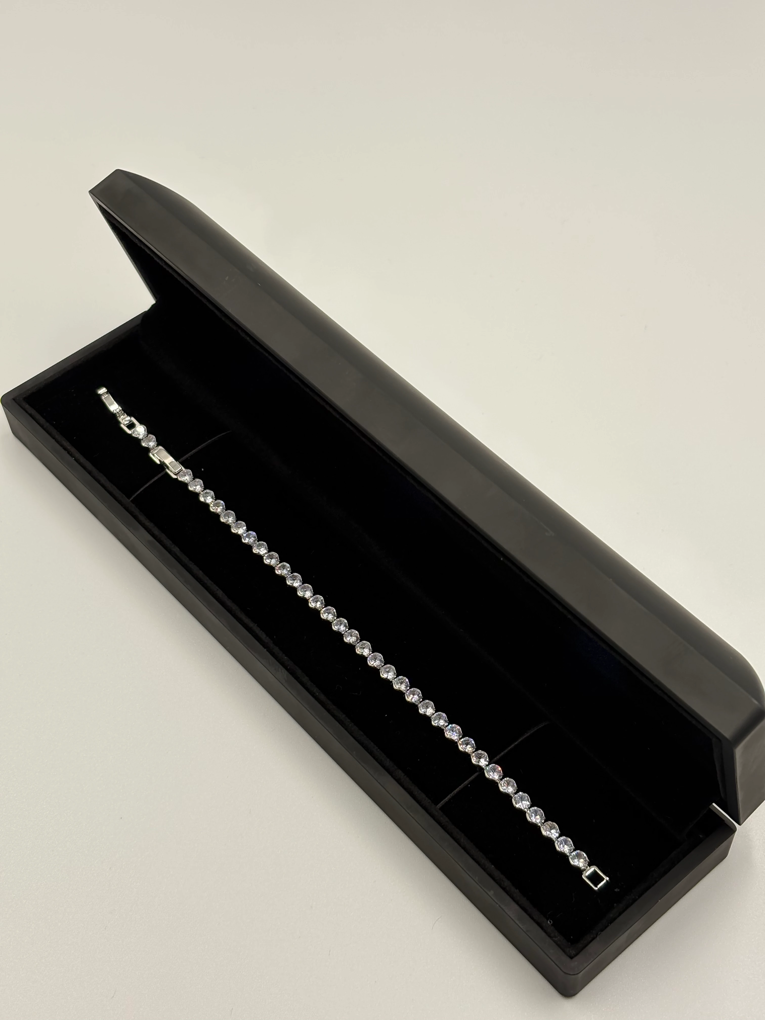 Round Su Yolu Bileklik