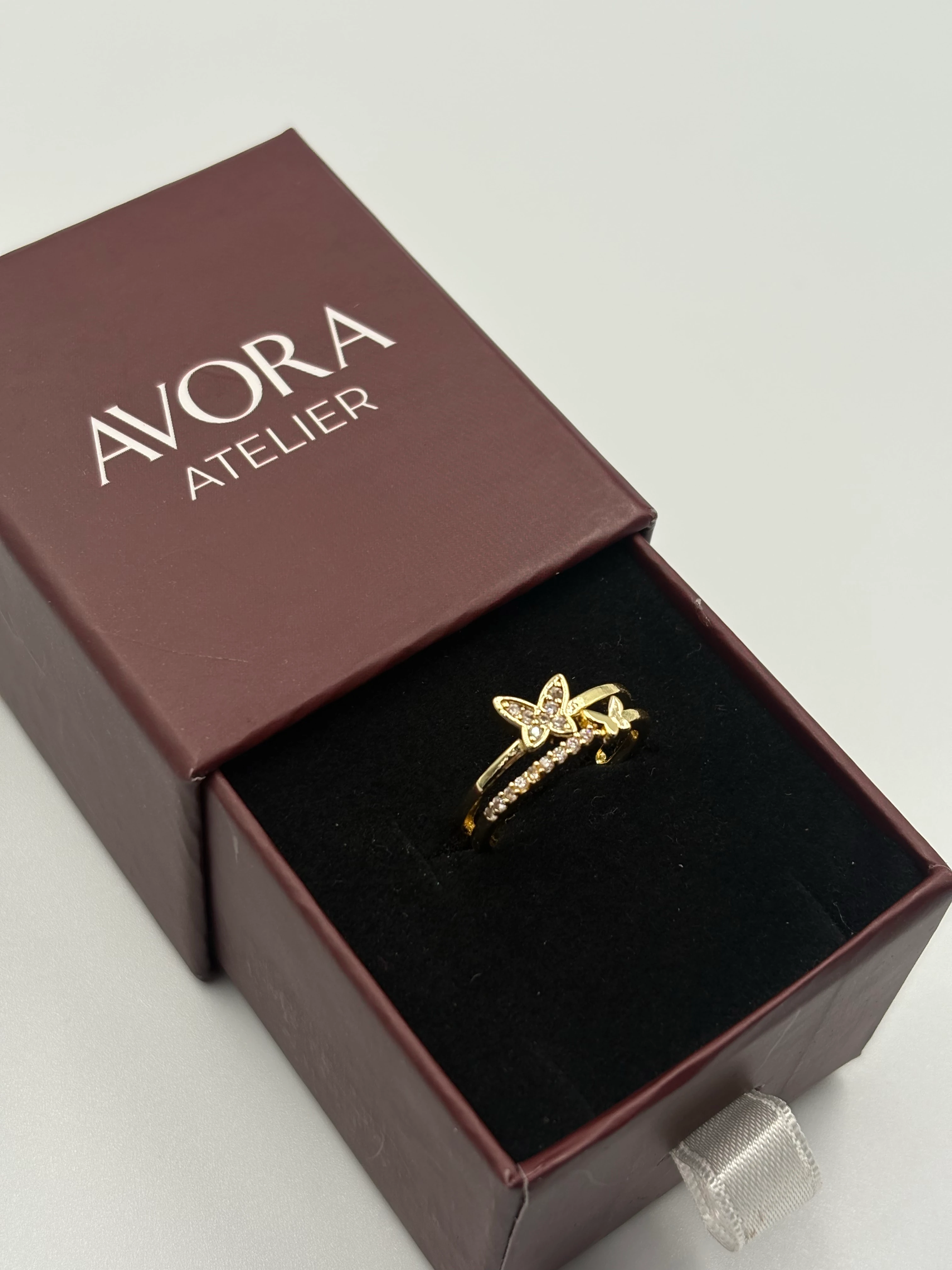 kelebek Döngüsü Yüzük 