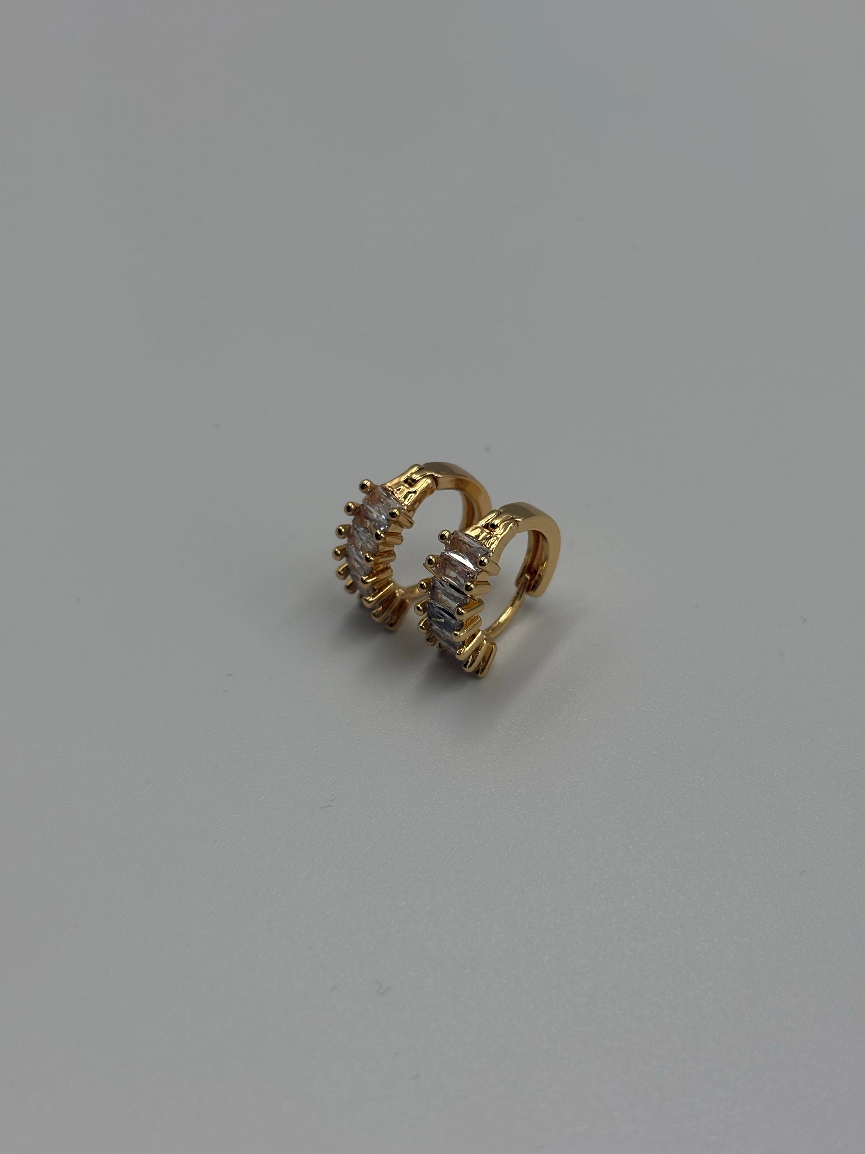 Çoklu taş Küpe (GOLD)