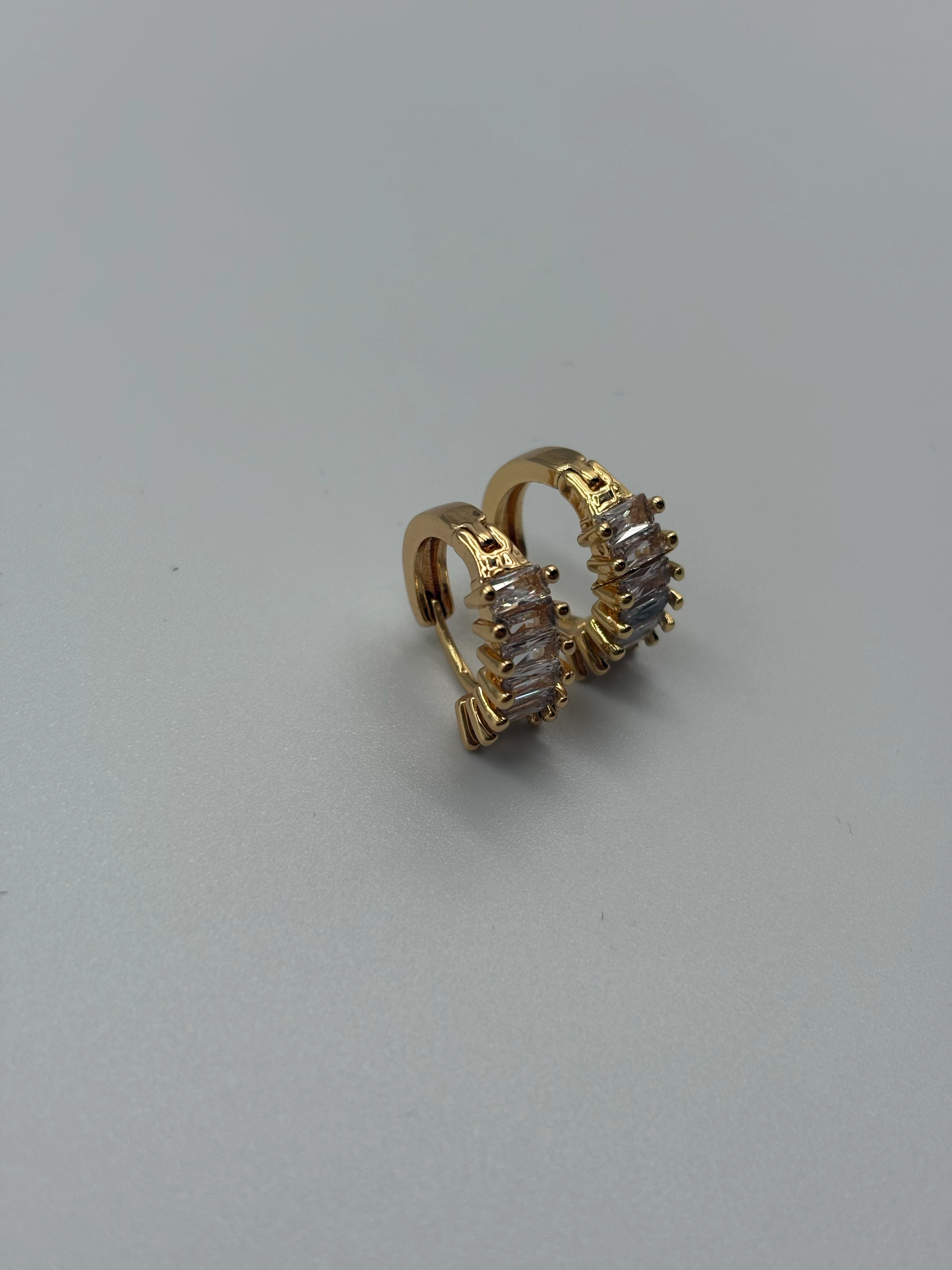 Çoklu taş Küpe (GOLD)