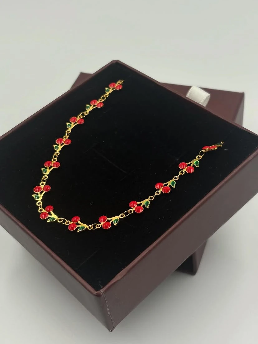 Cherry Detaylı Kolye