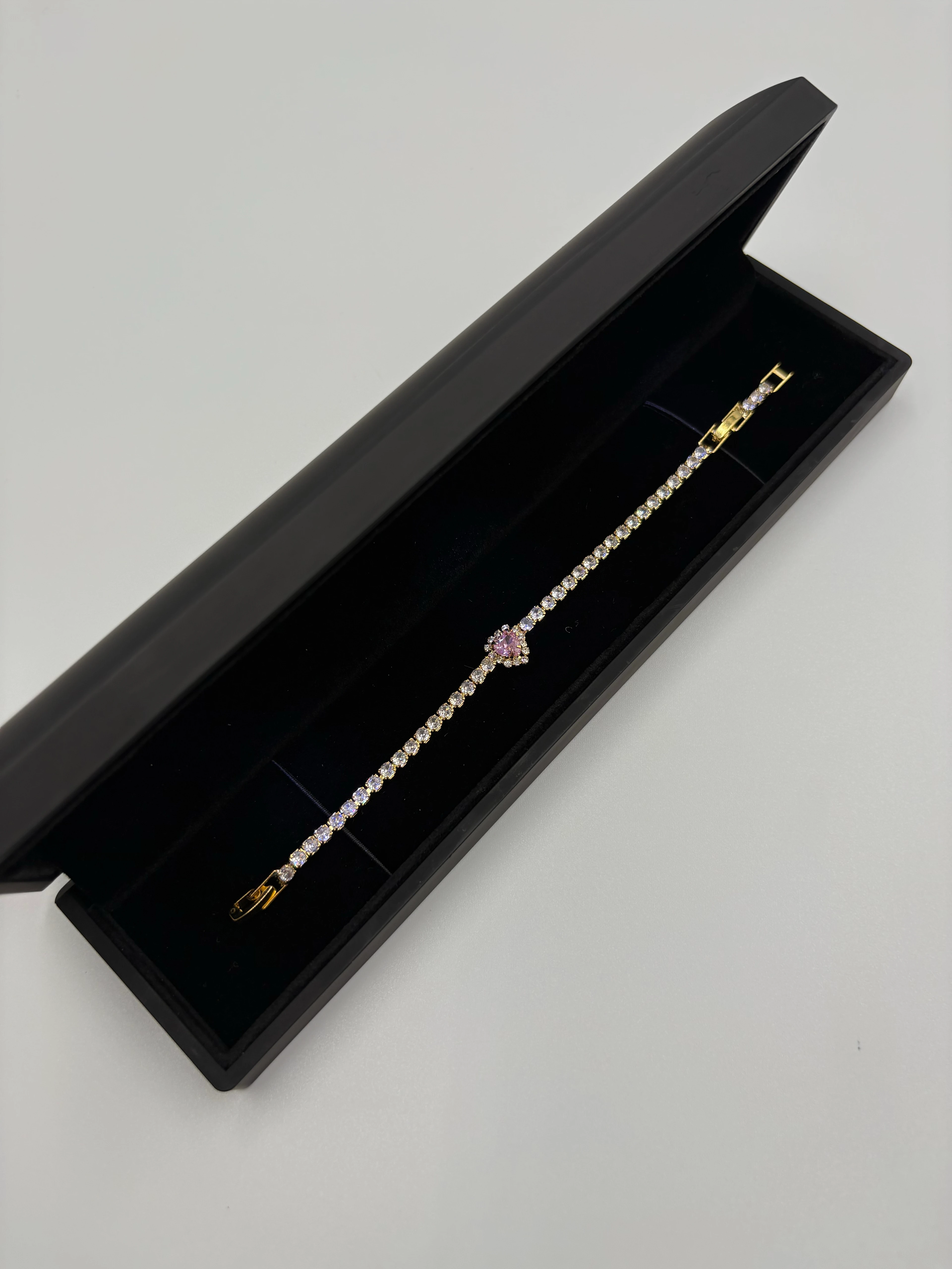 pembe kalp su yolu bileklik 