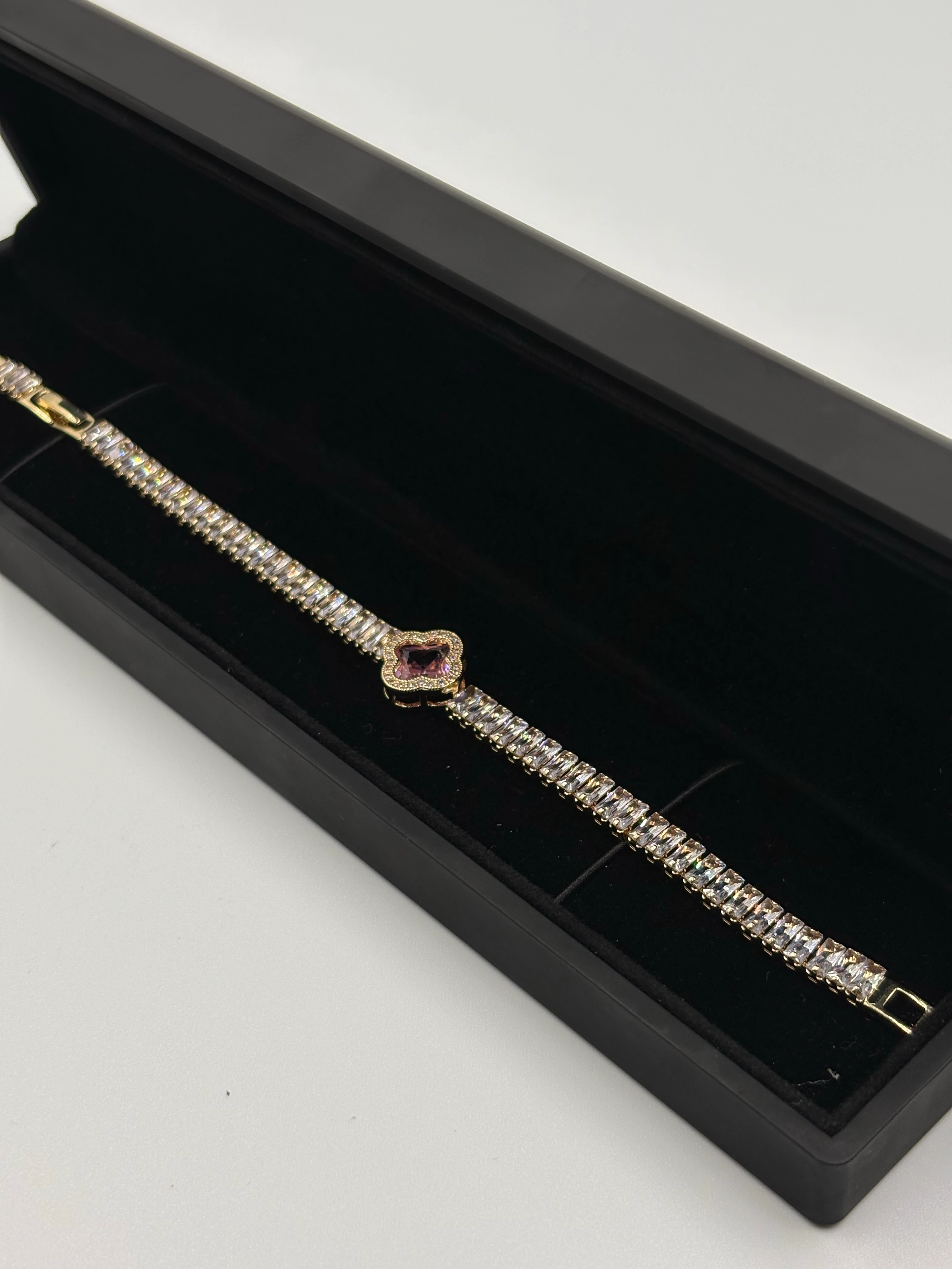 clover shıne bileklik 