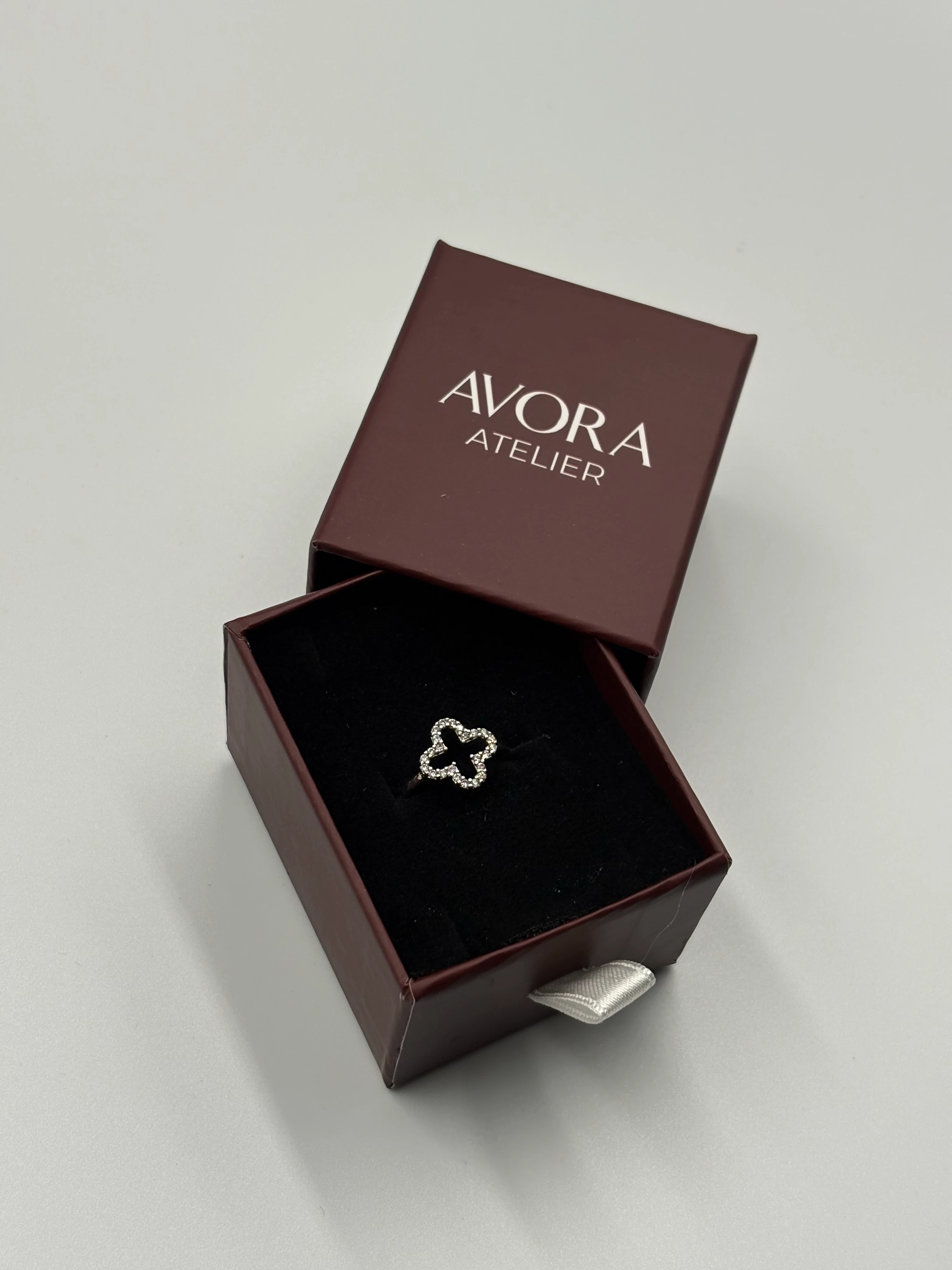  Yonca detaylı yüzük (GÜMÜŞ)