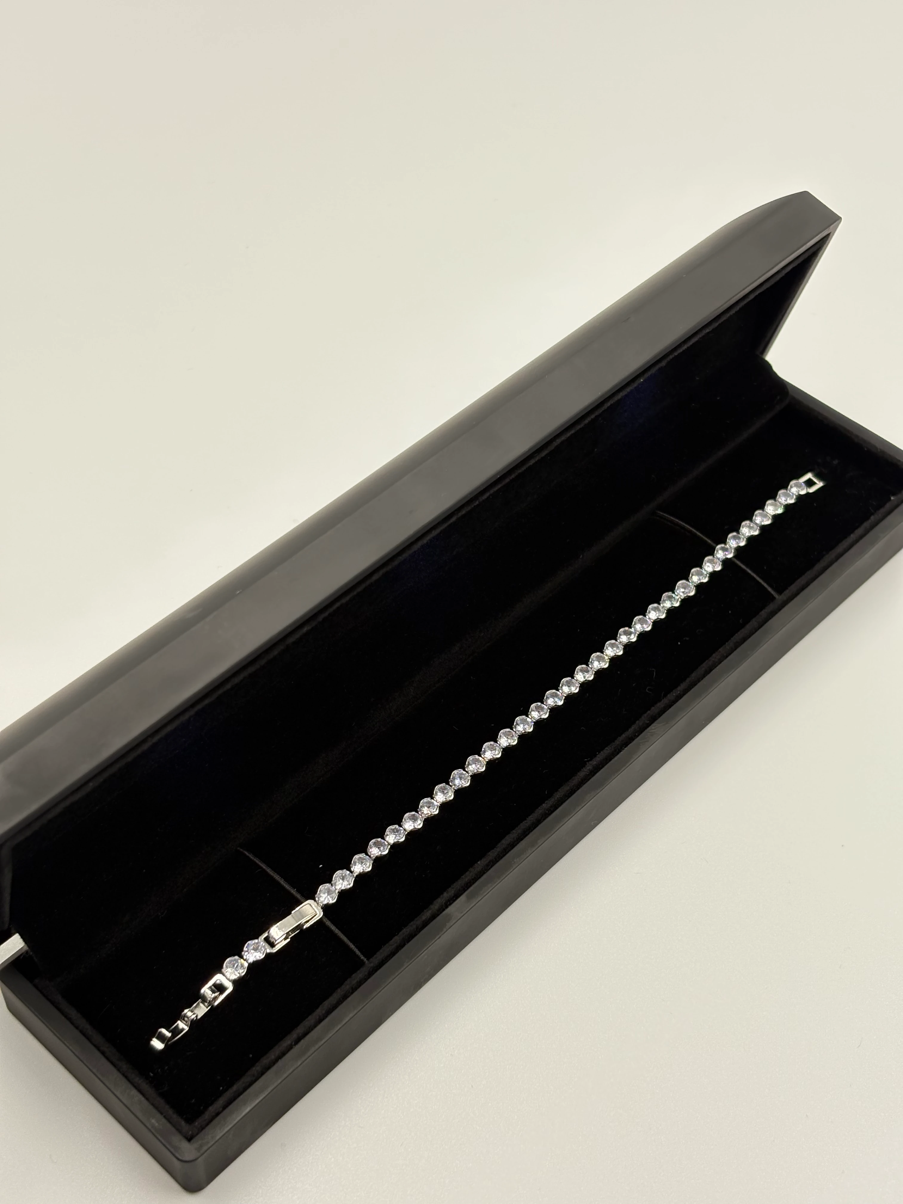 Round Su Yolu Bileklik