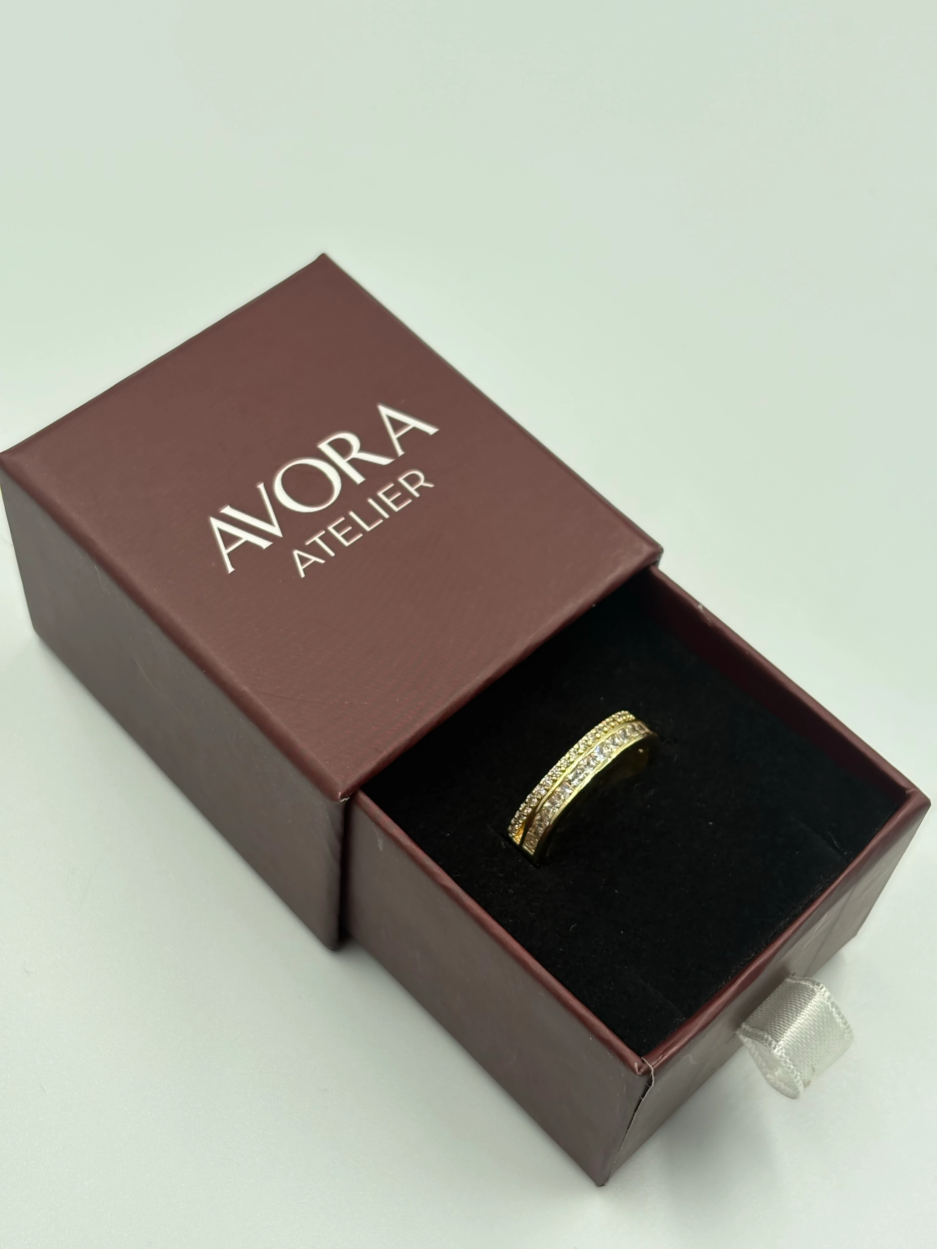 Pırlanta yolu yüzük 