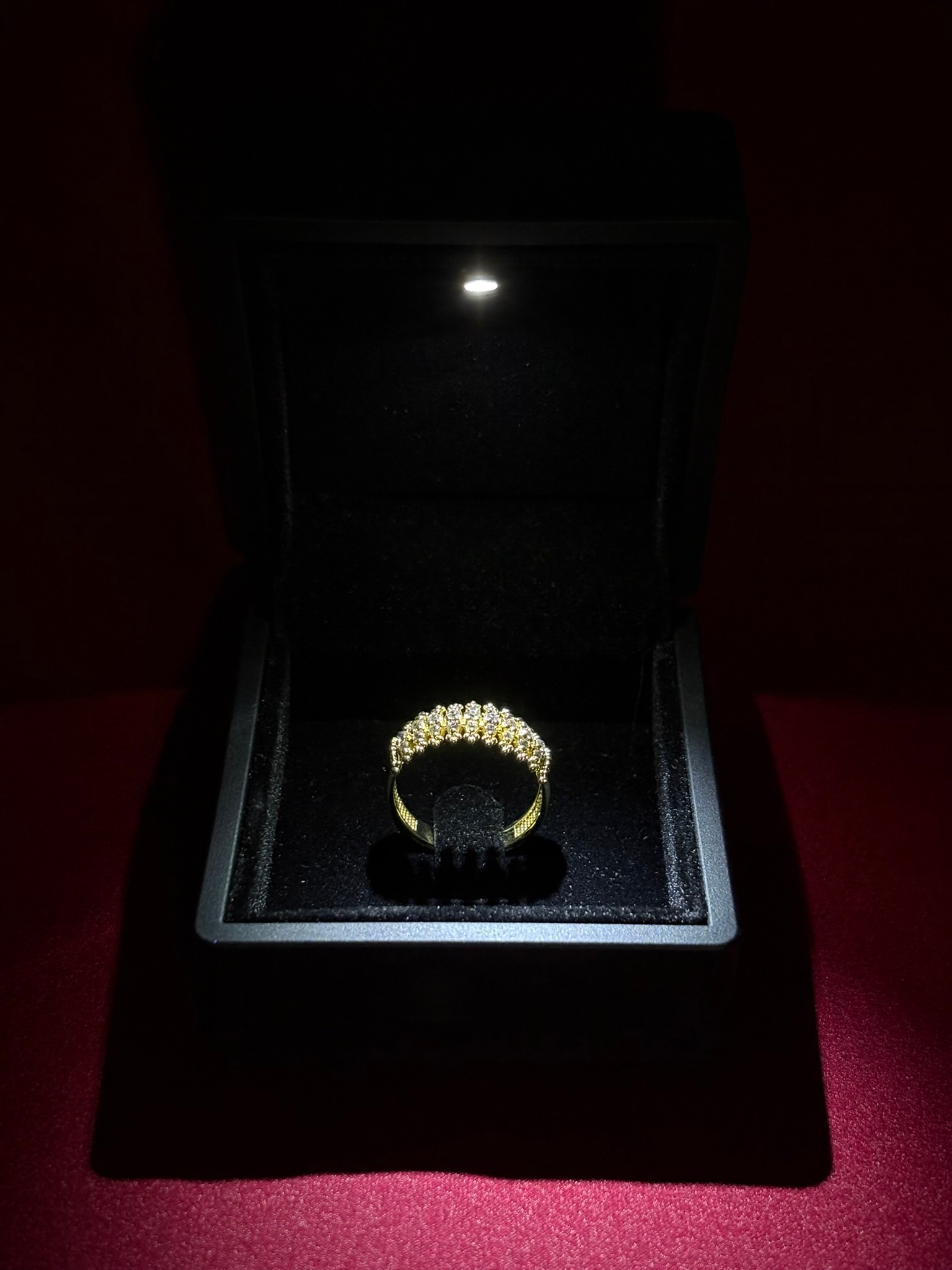 Pırlanta Detaylı Yüzük (GOLD)