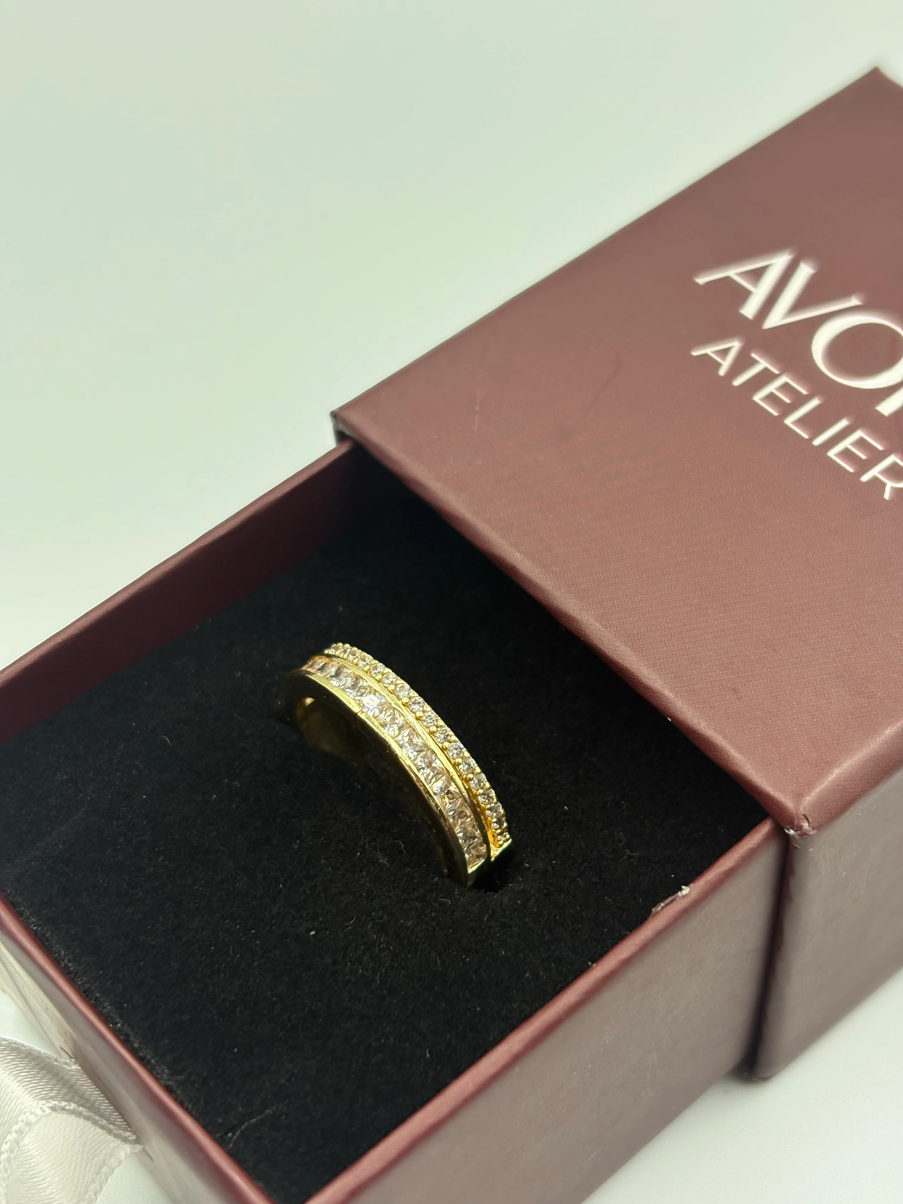 Pırlanta yolu yüzük 