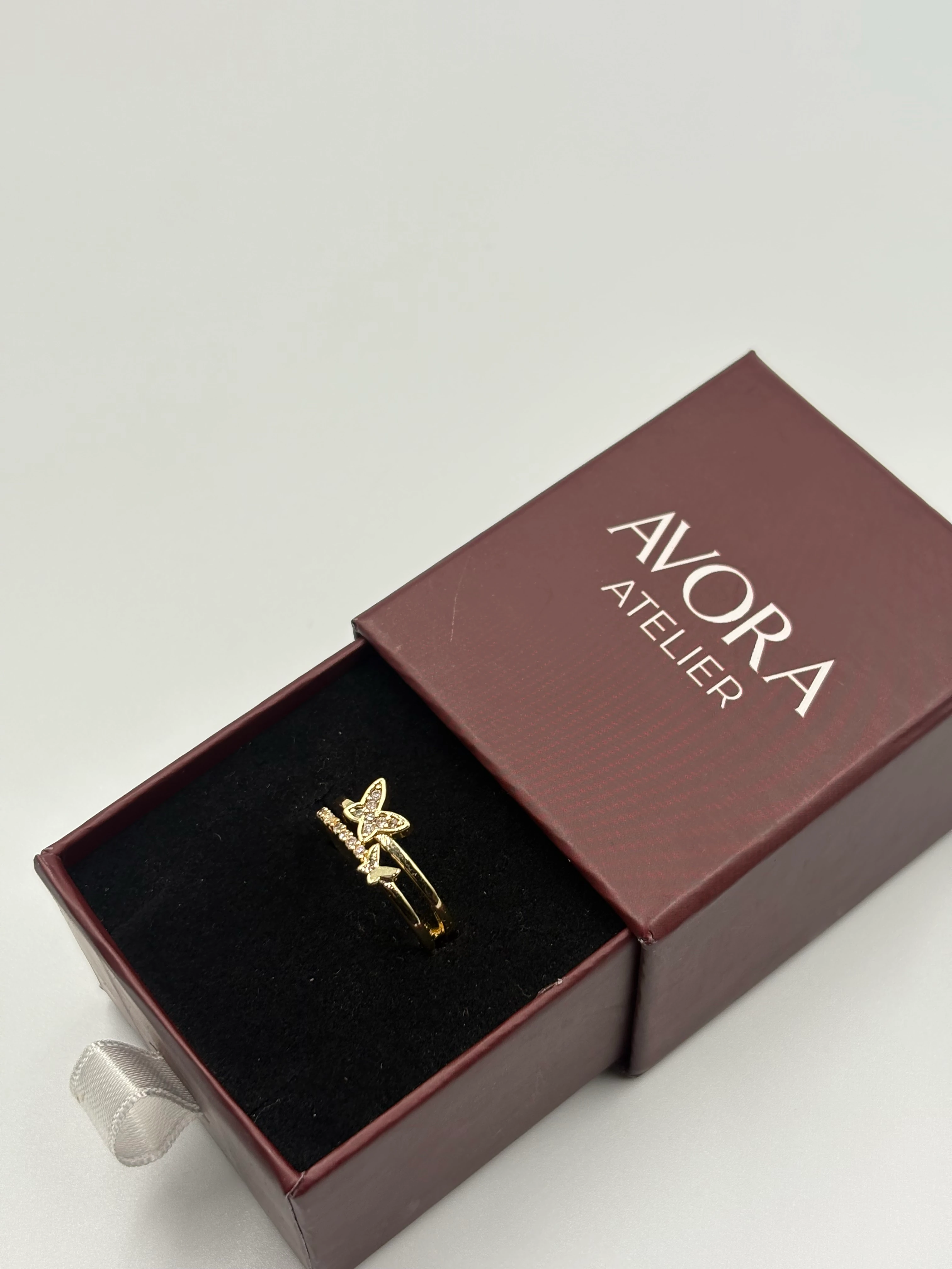 kelebek Döngüsü Yüzük 