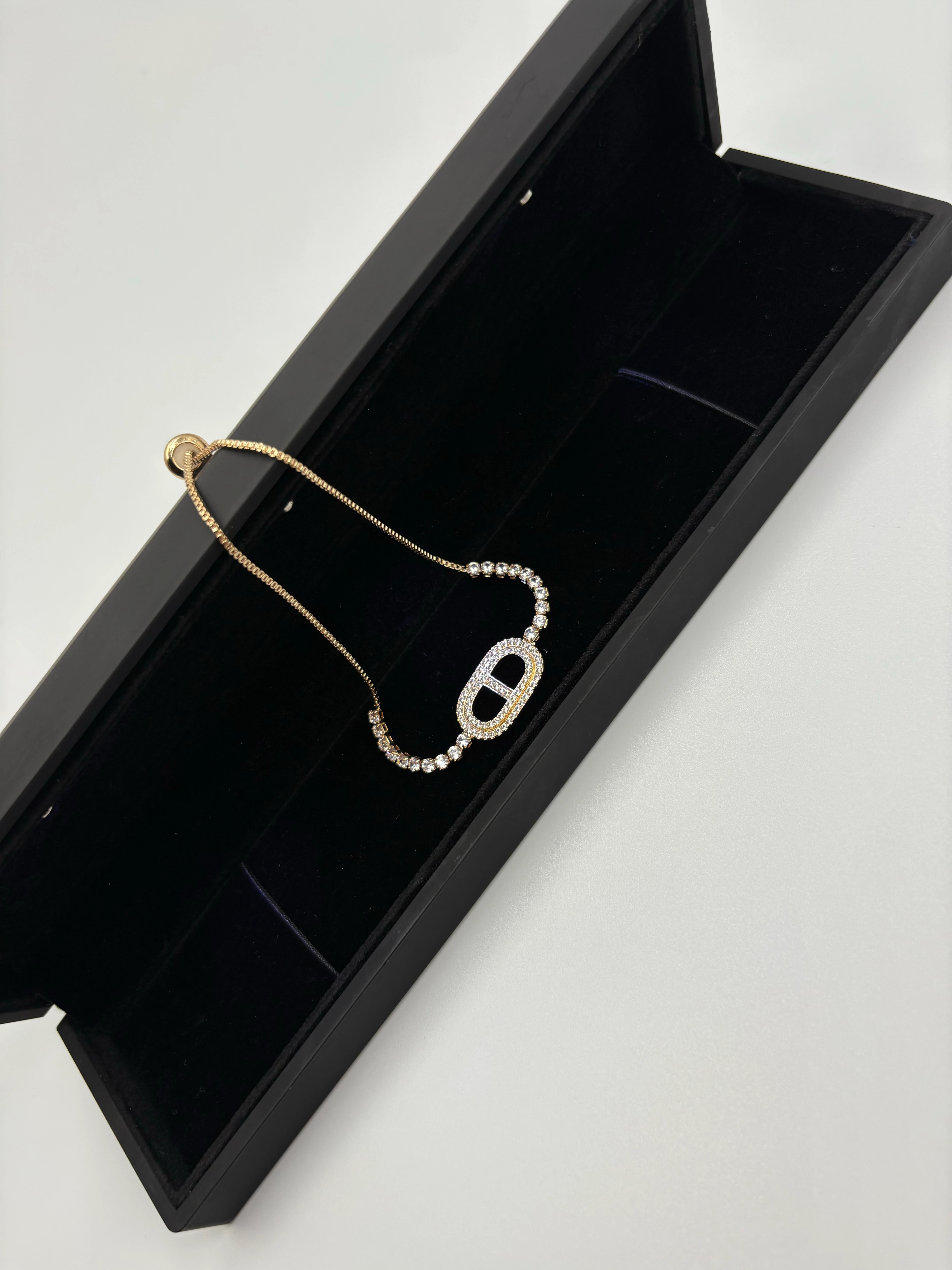 Özel yapım pırlanta bileklik 