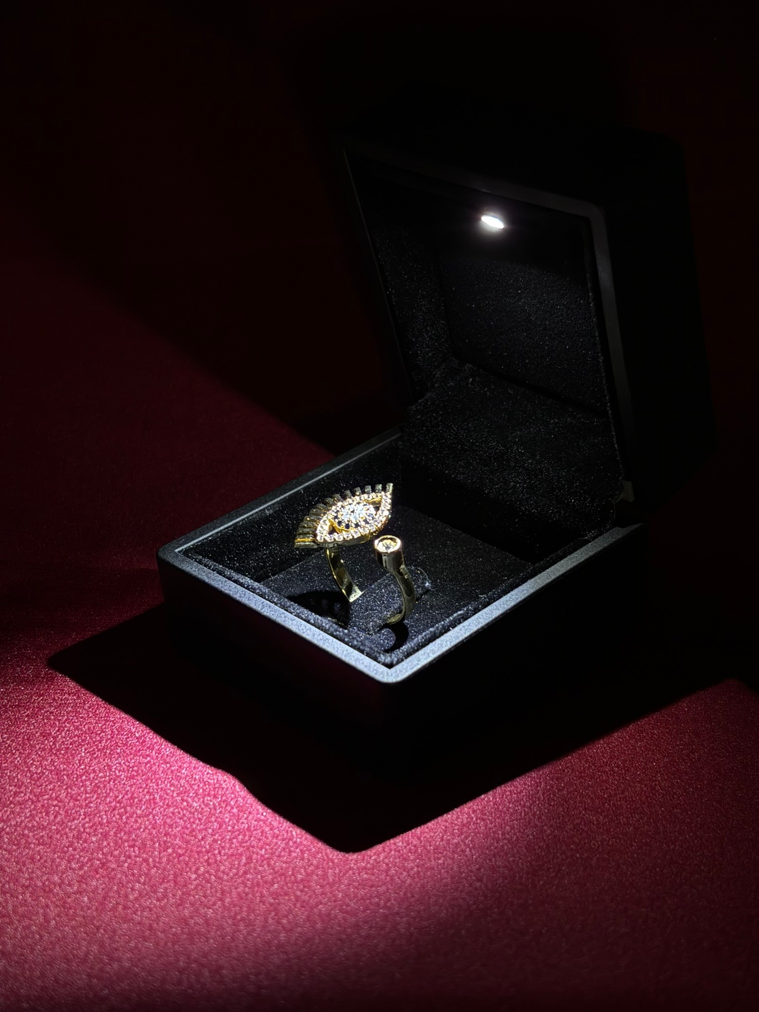 Manifest Detaylı yüzük (GOLD)